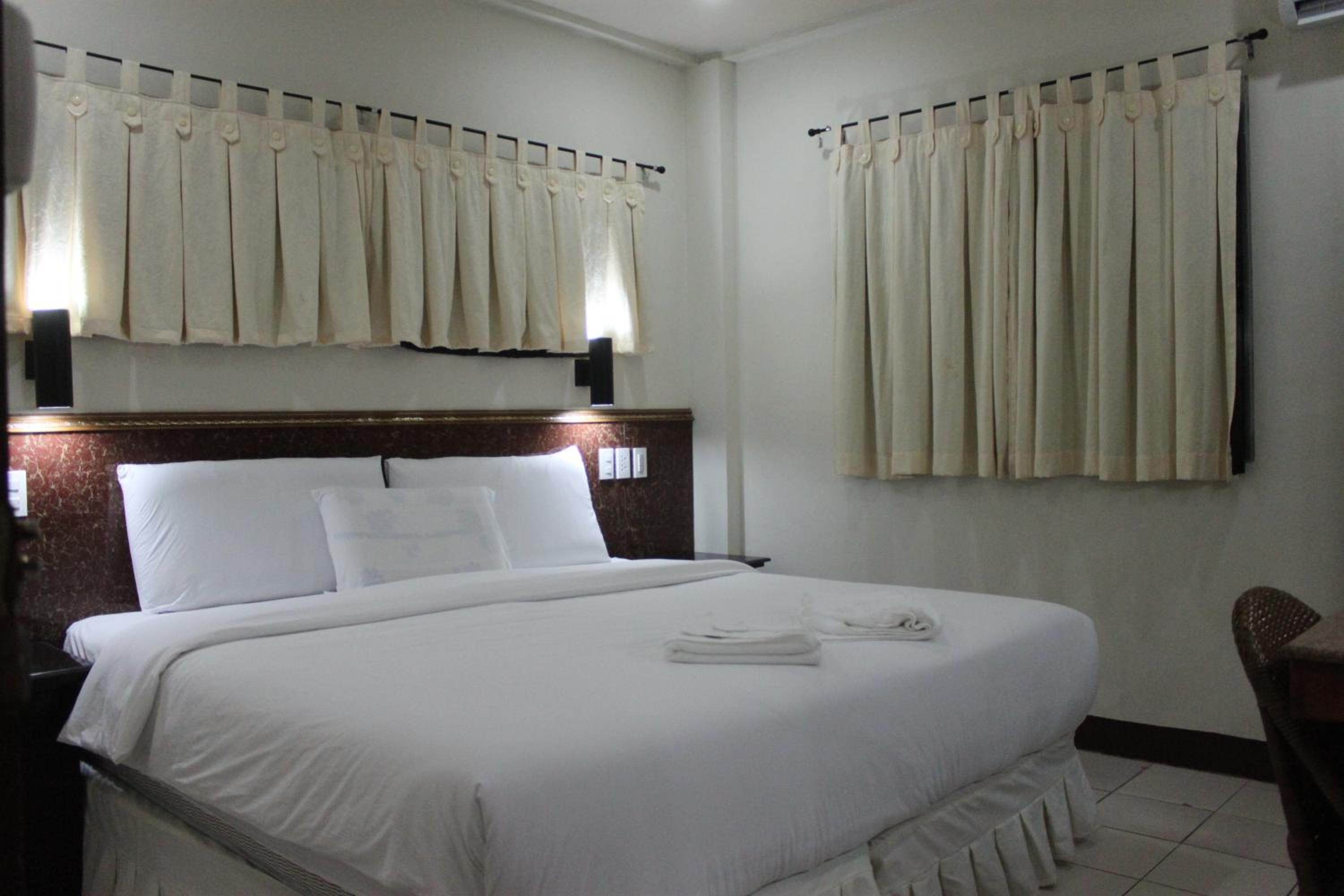 Lost Horizon Beach Dive Resort, Panglao - 24