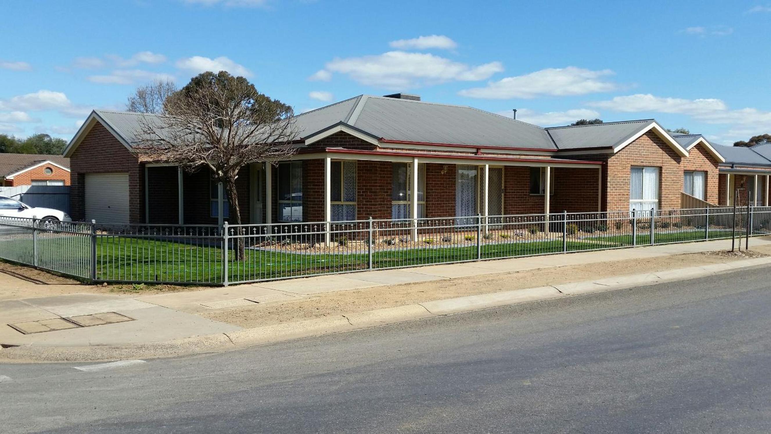 Numurkah Self Contained Apartments - The Mieklejohn