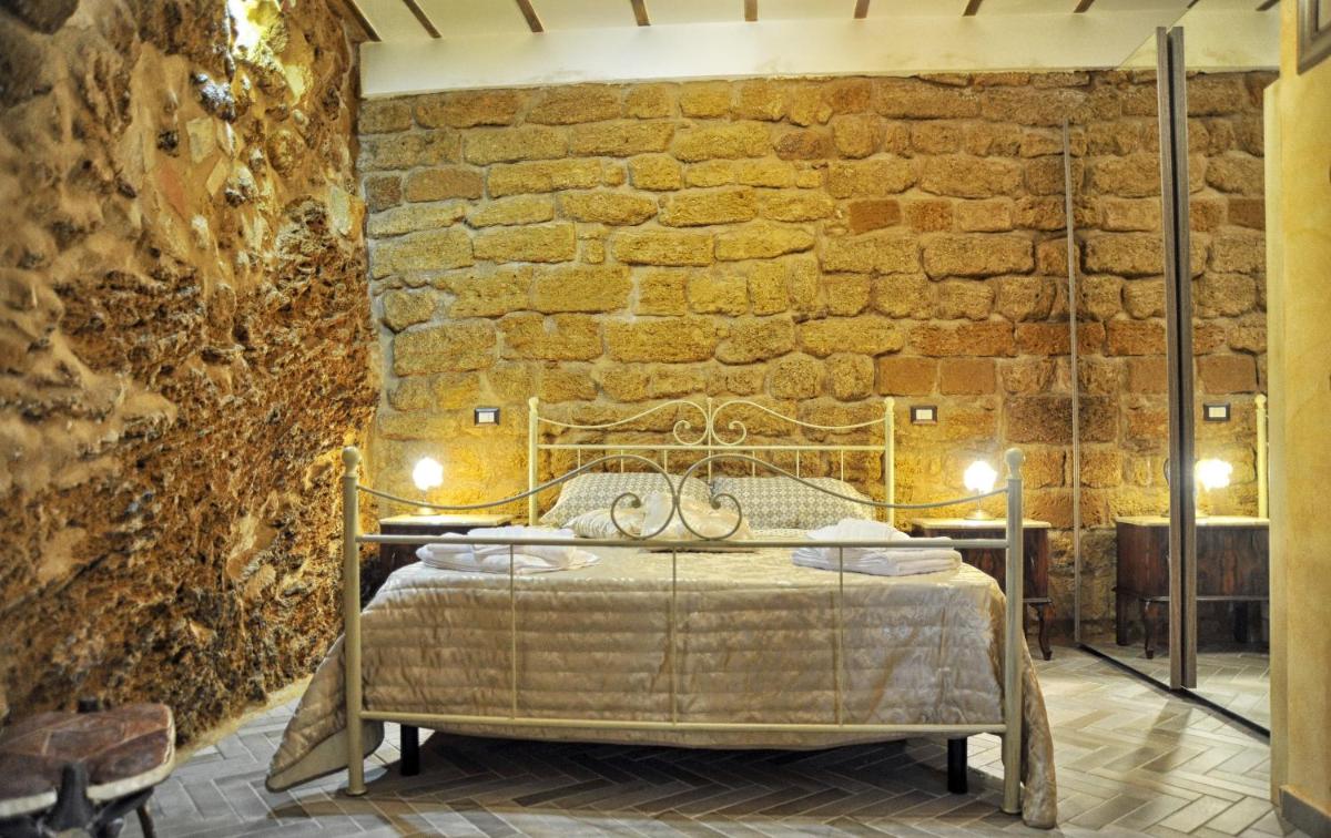 Grotta Dei Greci photo 1