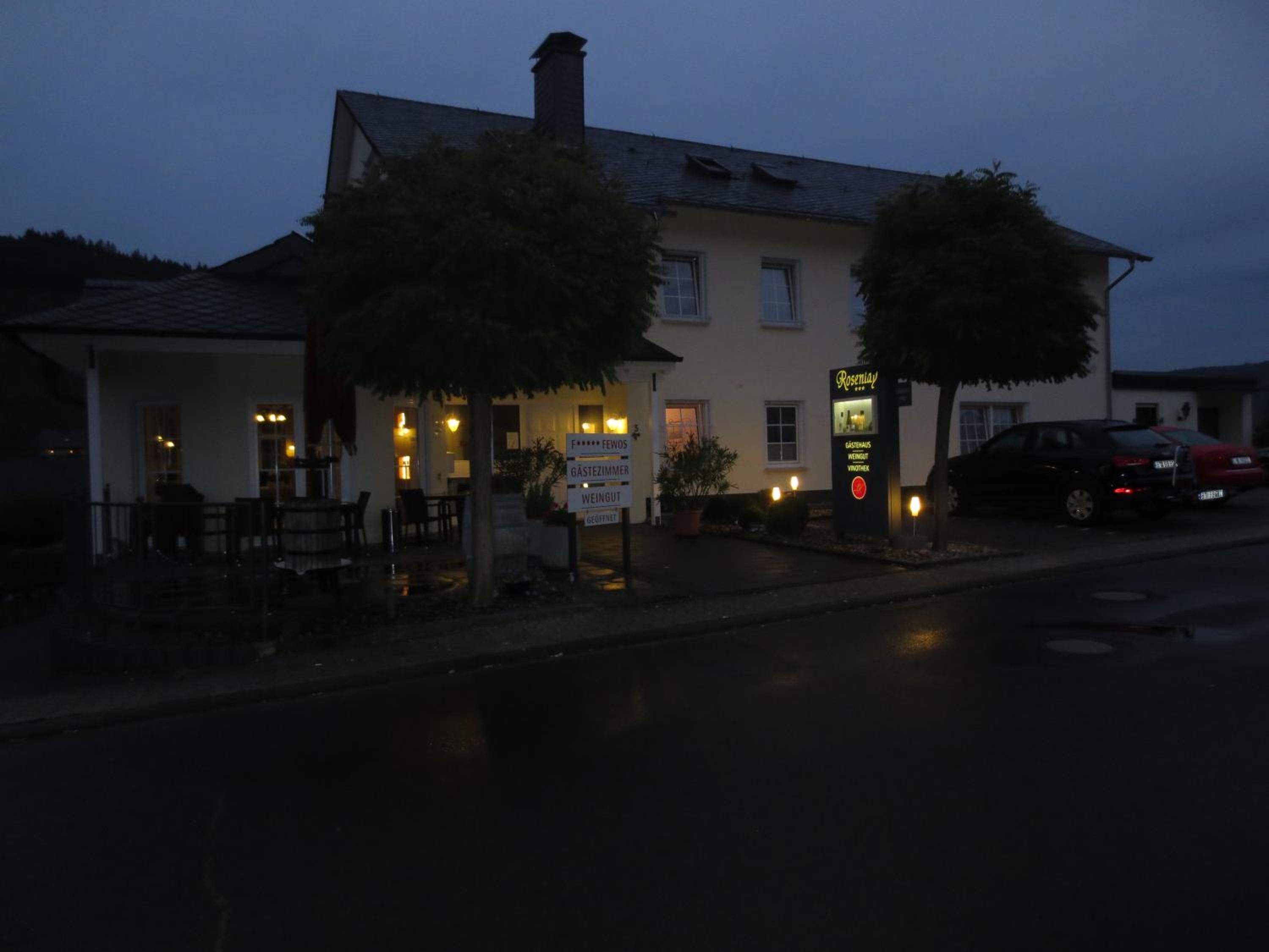 Wein & Gästehaus Rosenlay