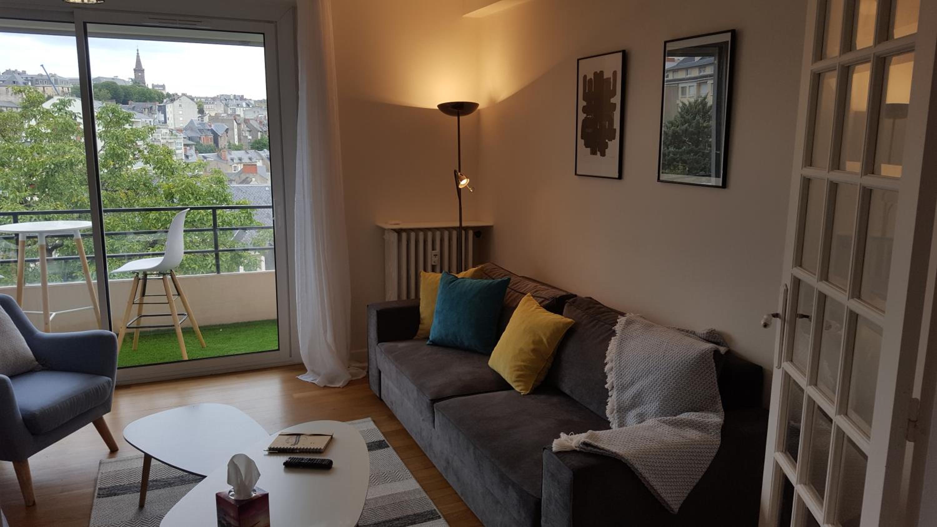 Paraire view 2