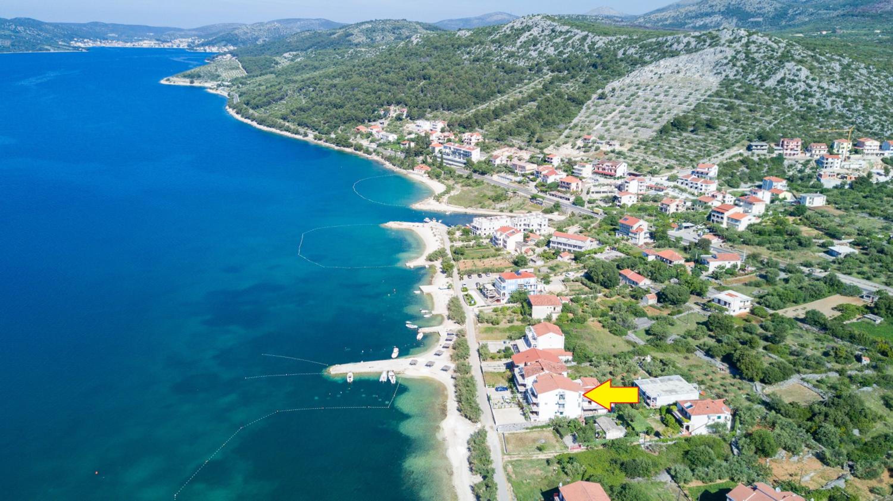 Villa Rozana - Beachfront Wellness Retreat view 3