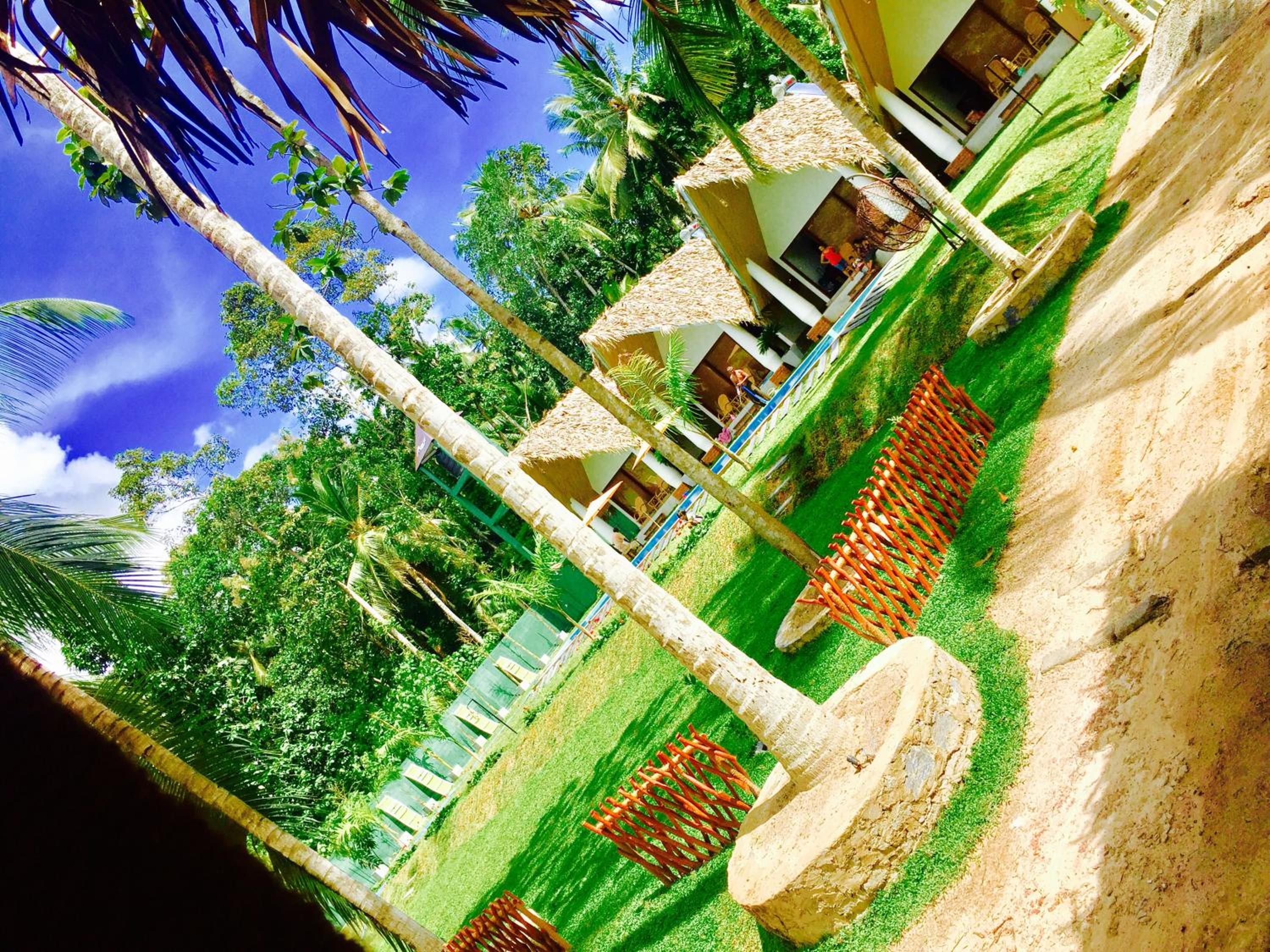 Airport Resort