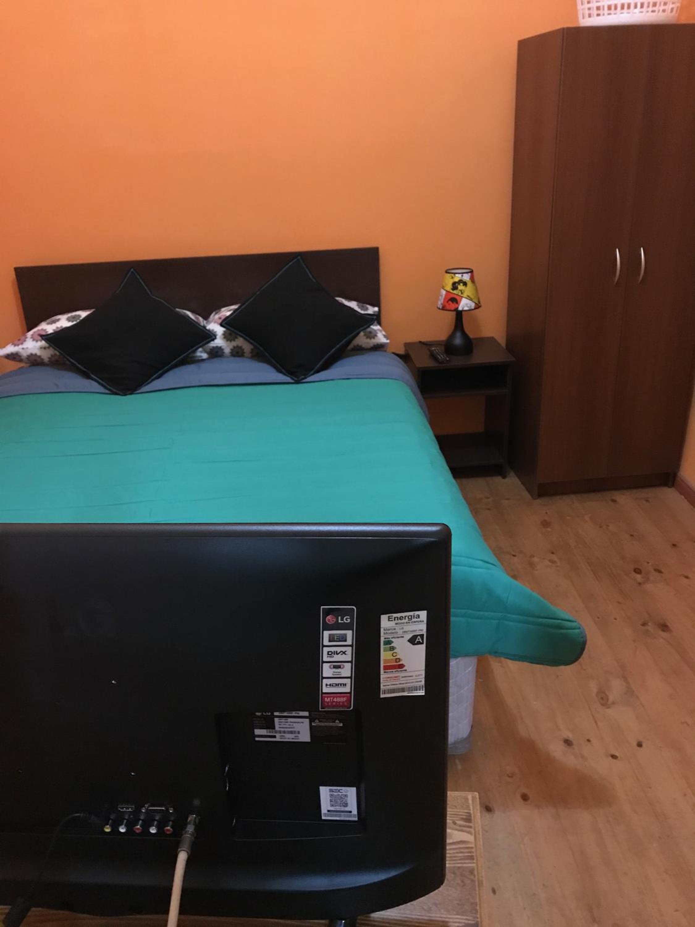 Hostal Tricontinental