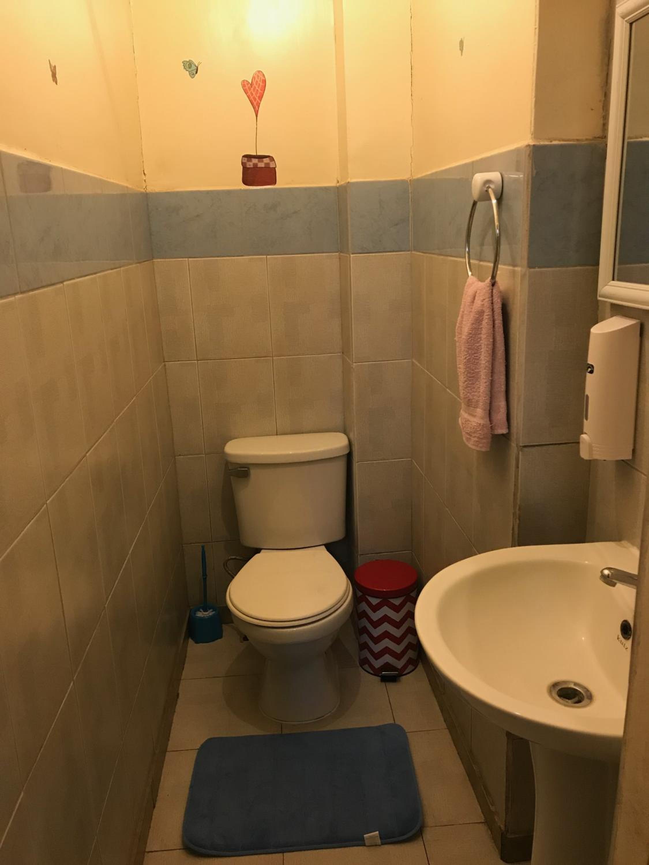 Hostal Tricontinental