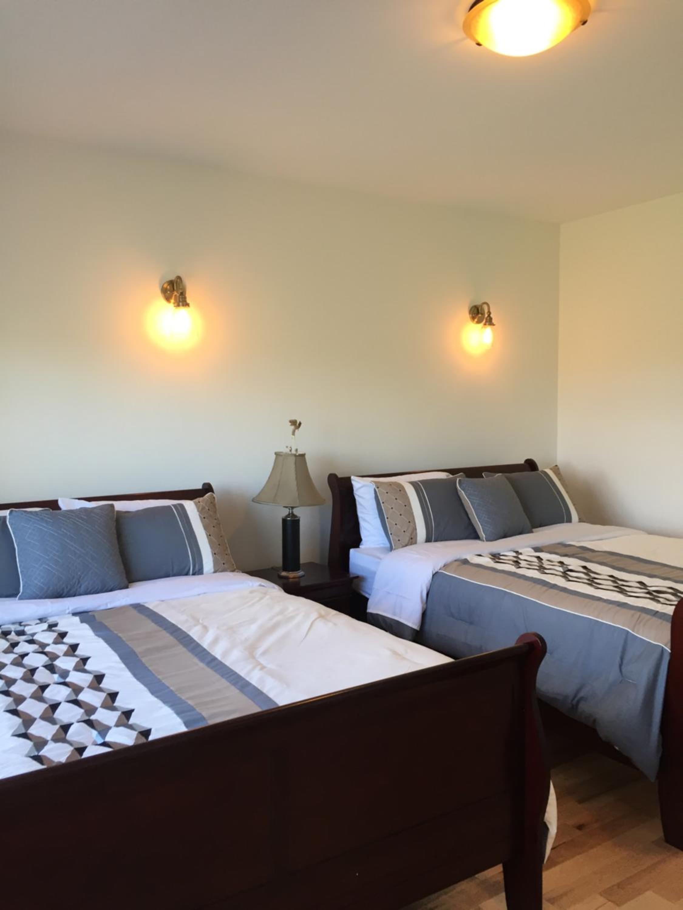 Aurora deluxe Guest House