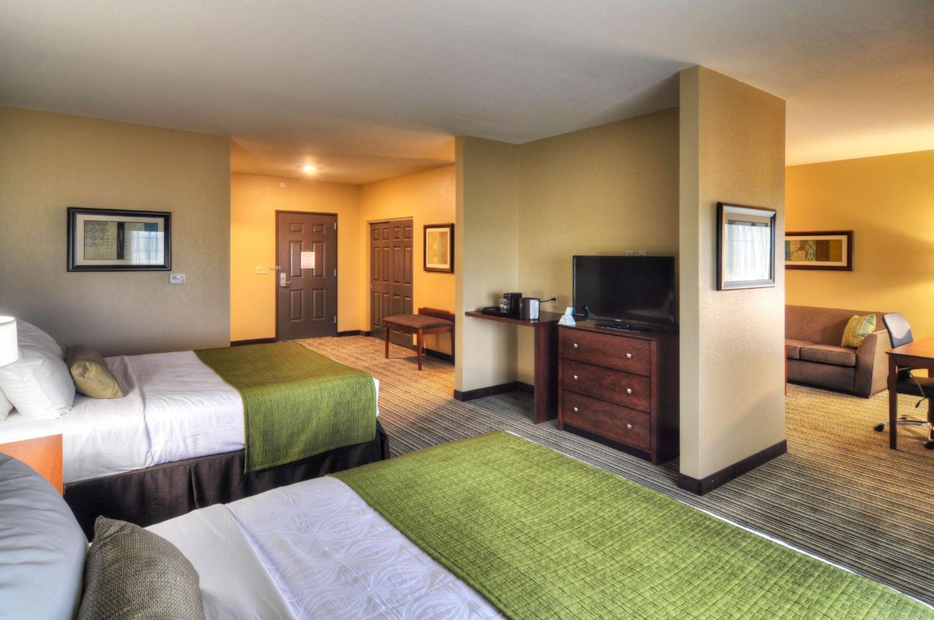 Best Western Plus Patterson Park Inn