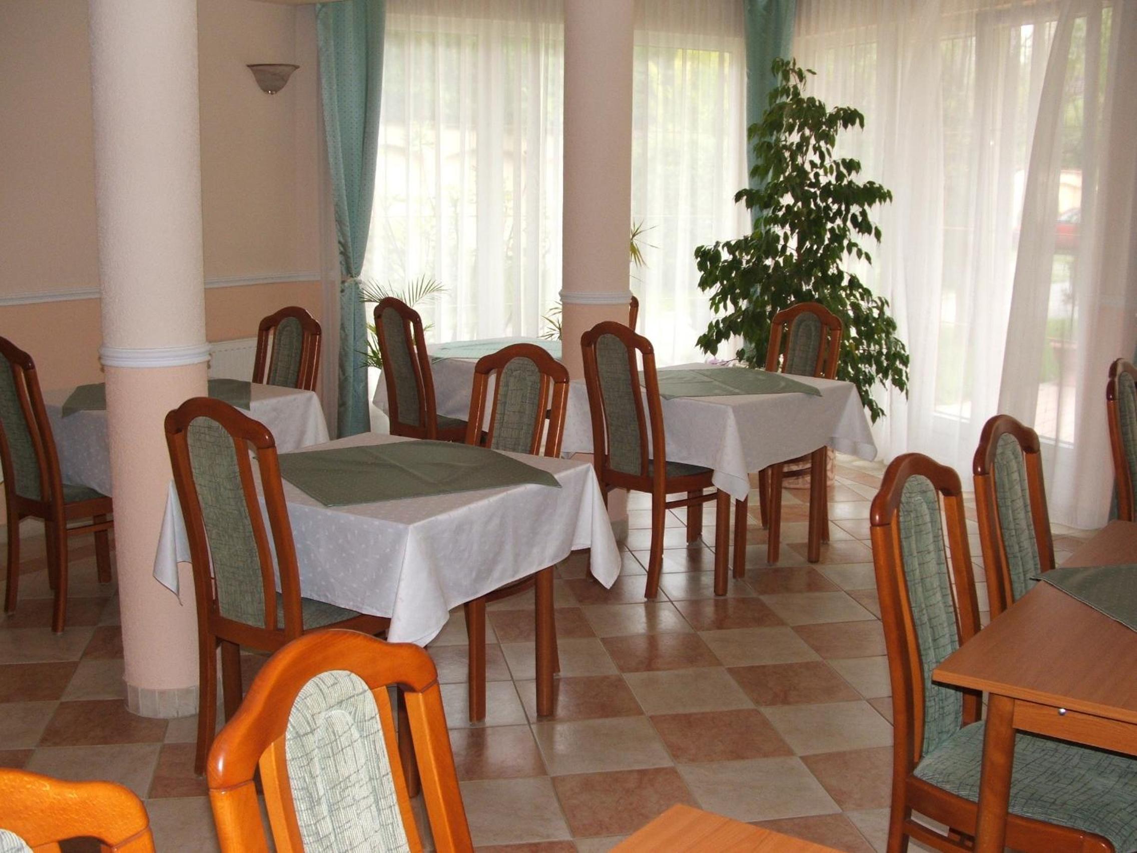 Korona Panzió view 3
