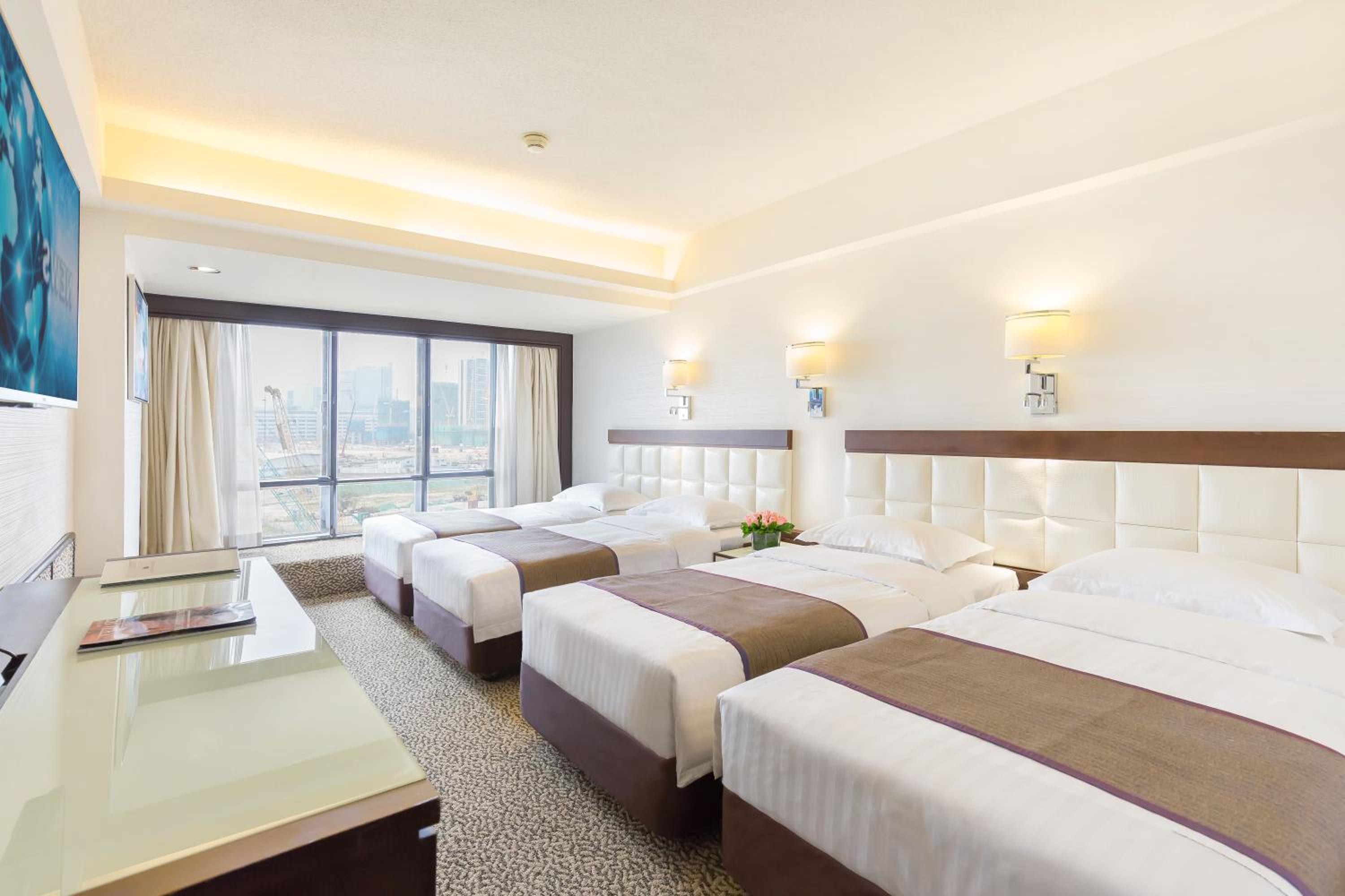 Regal Oriental Hotel