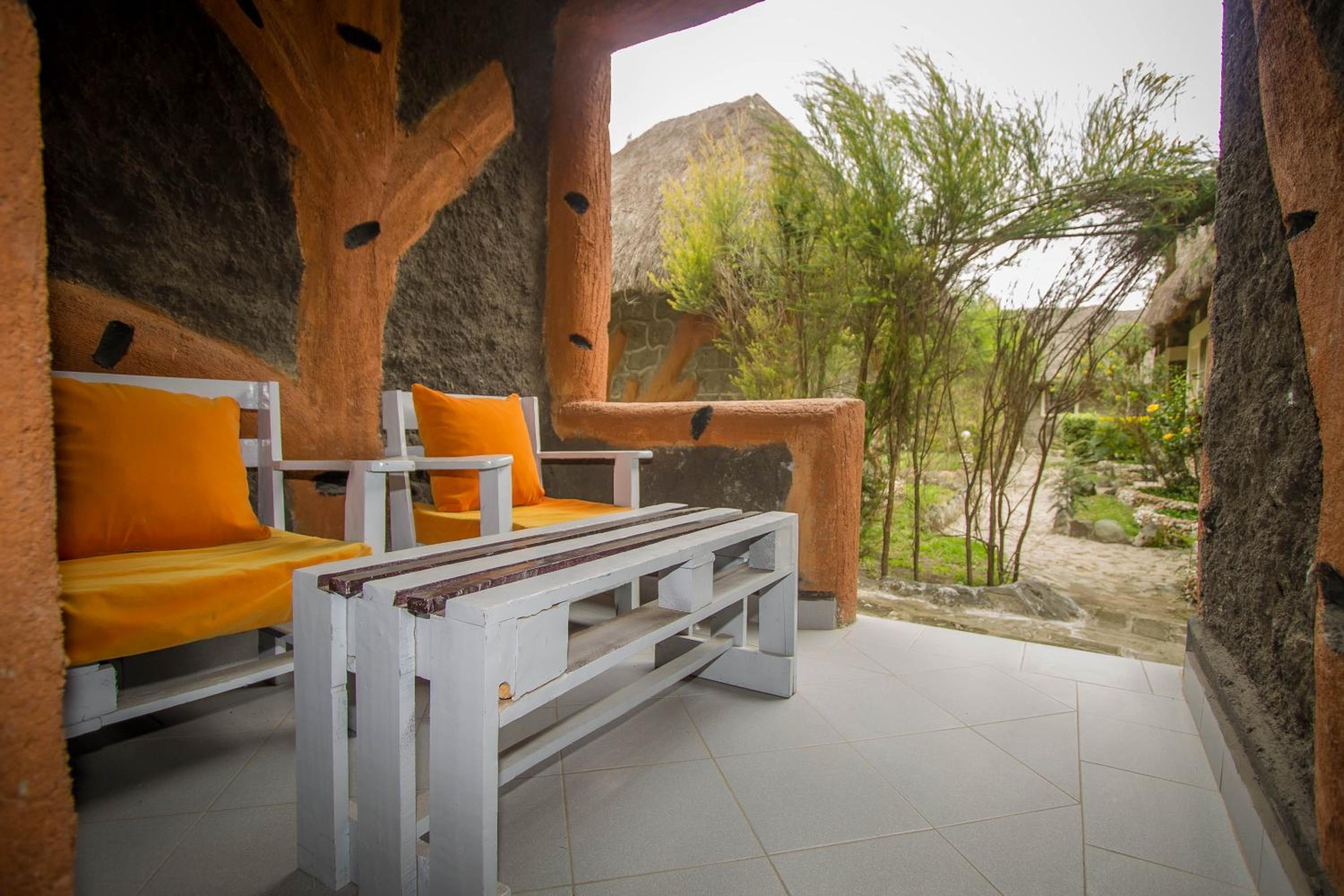 Dovenest Lodge