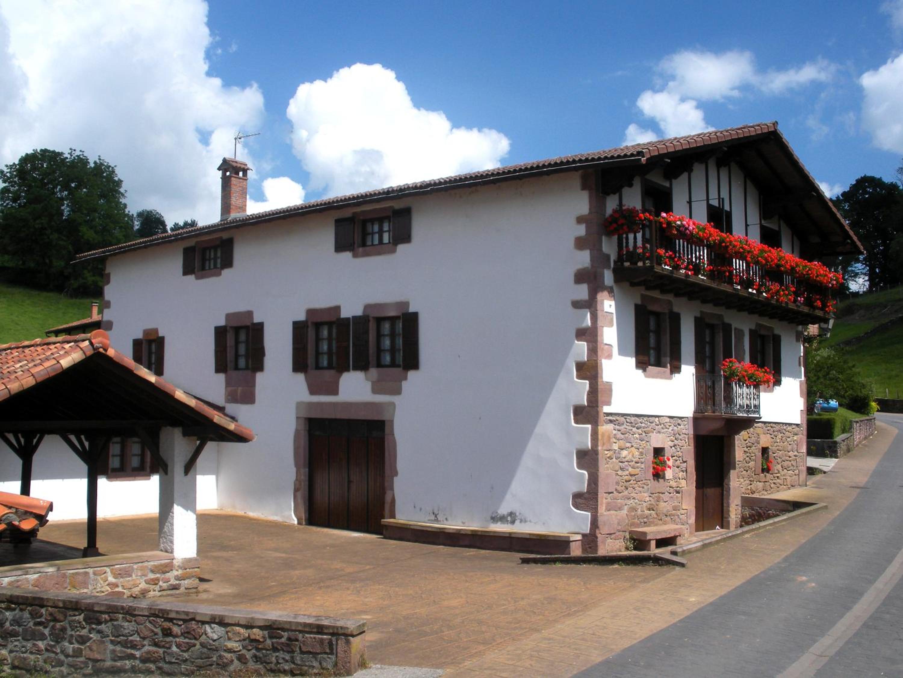 Photo 16