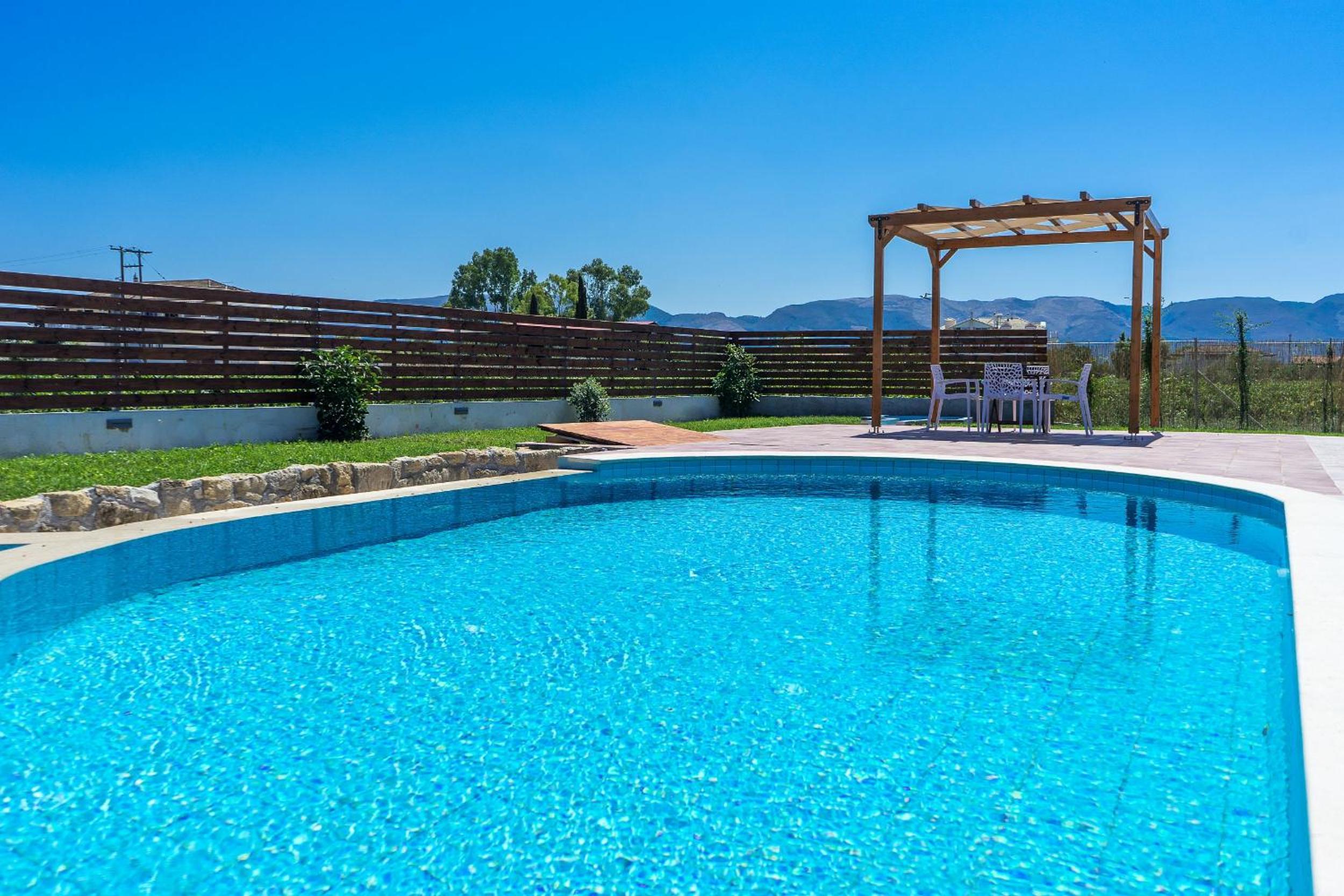 Villa Kampos with free heated pool, by Zantewize