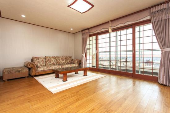 Nuyoungnayoung Pension