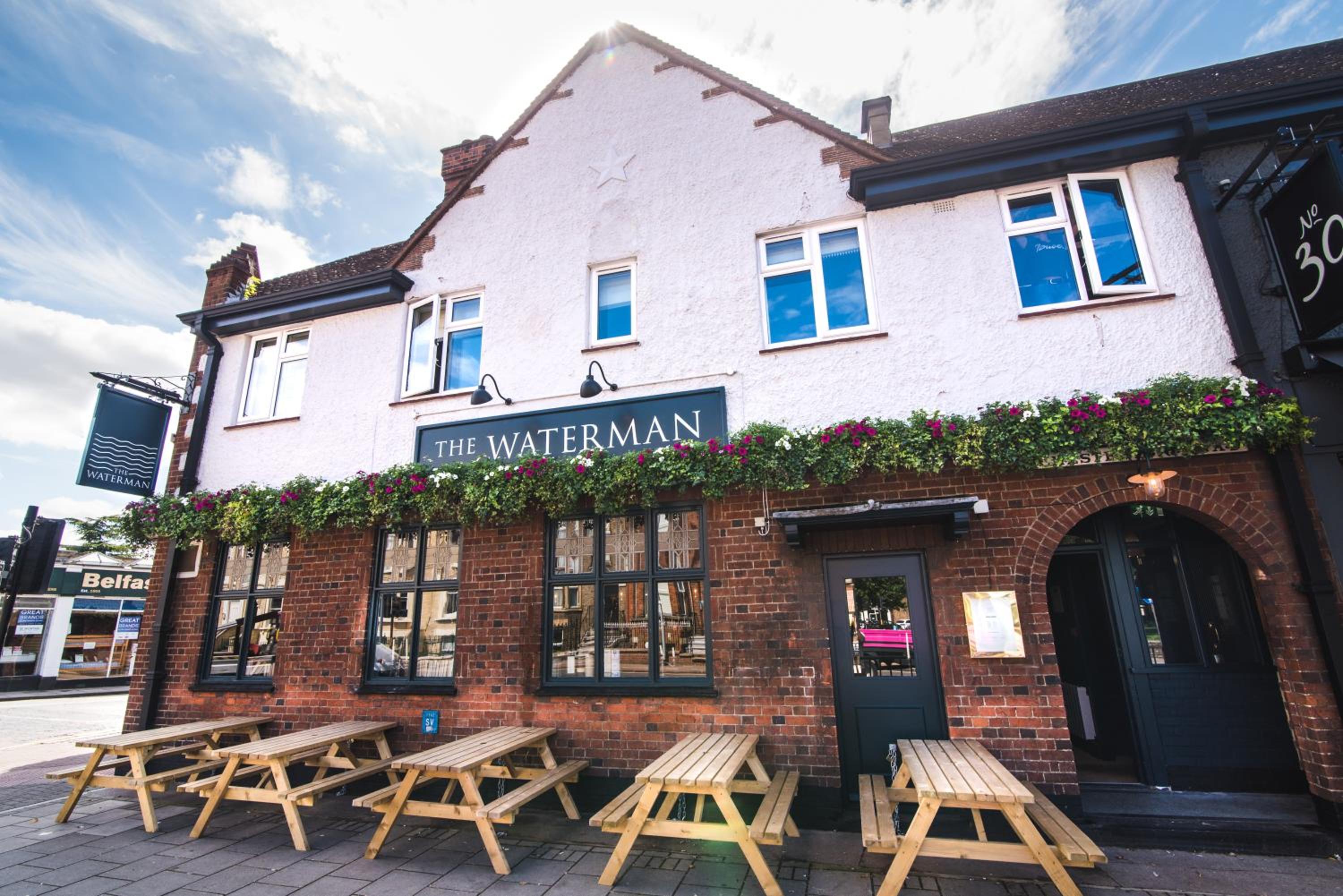 Hotel The Waterman - Image 1