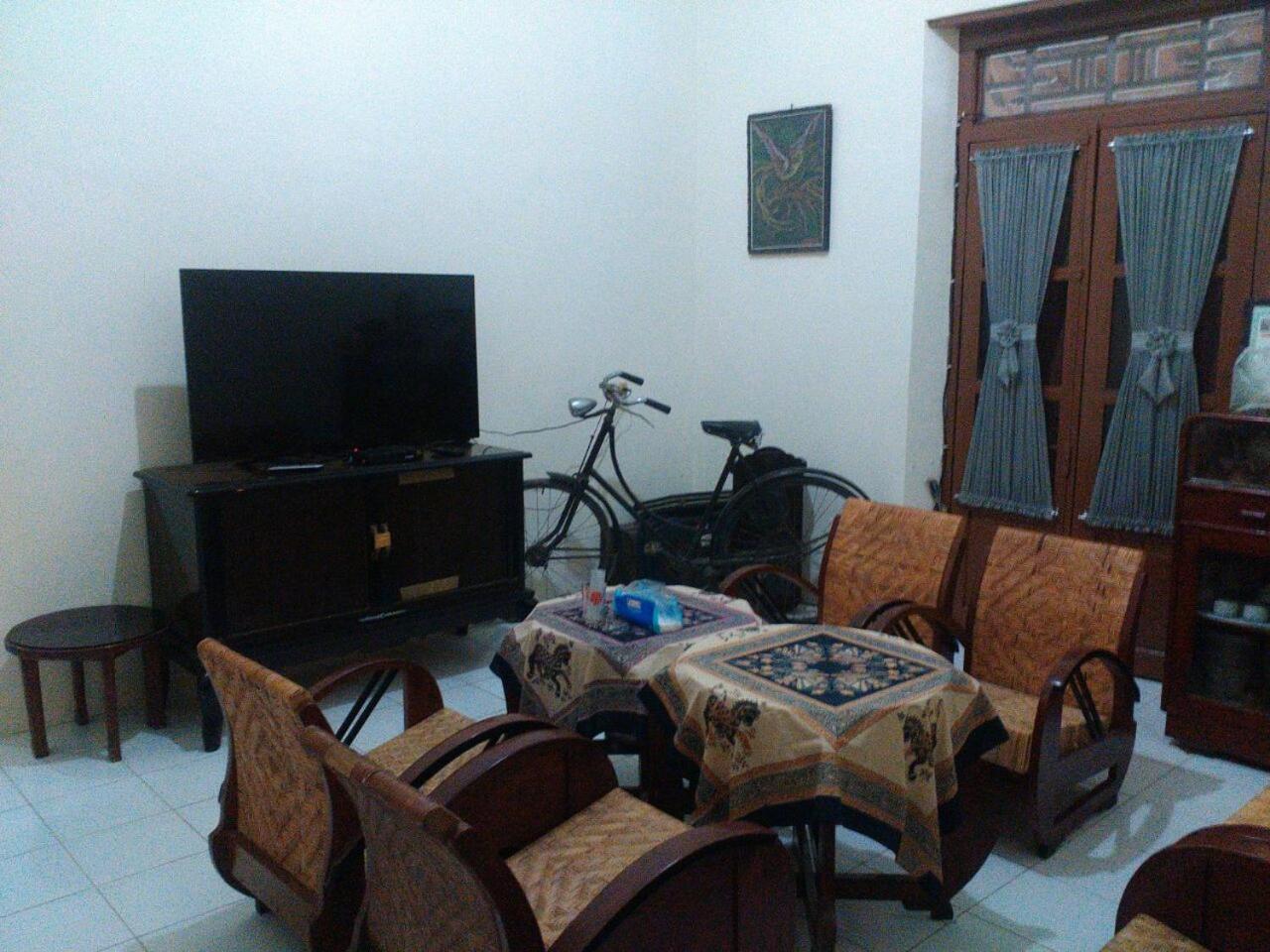 RedDoorz @ Letjend S. Parman Pacitan view 2