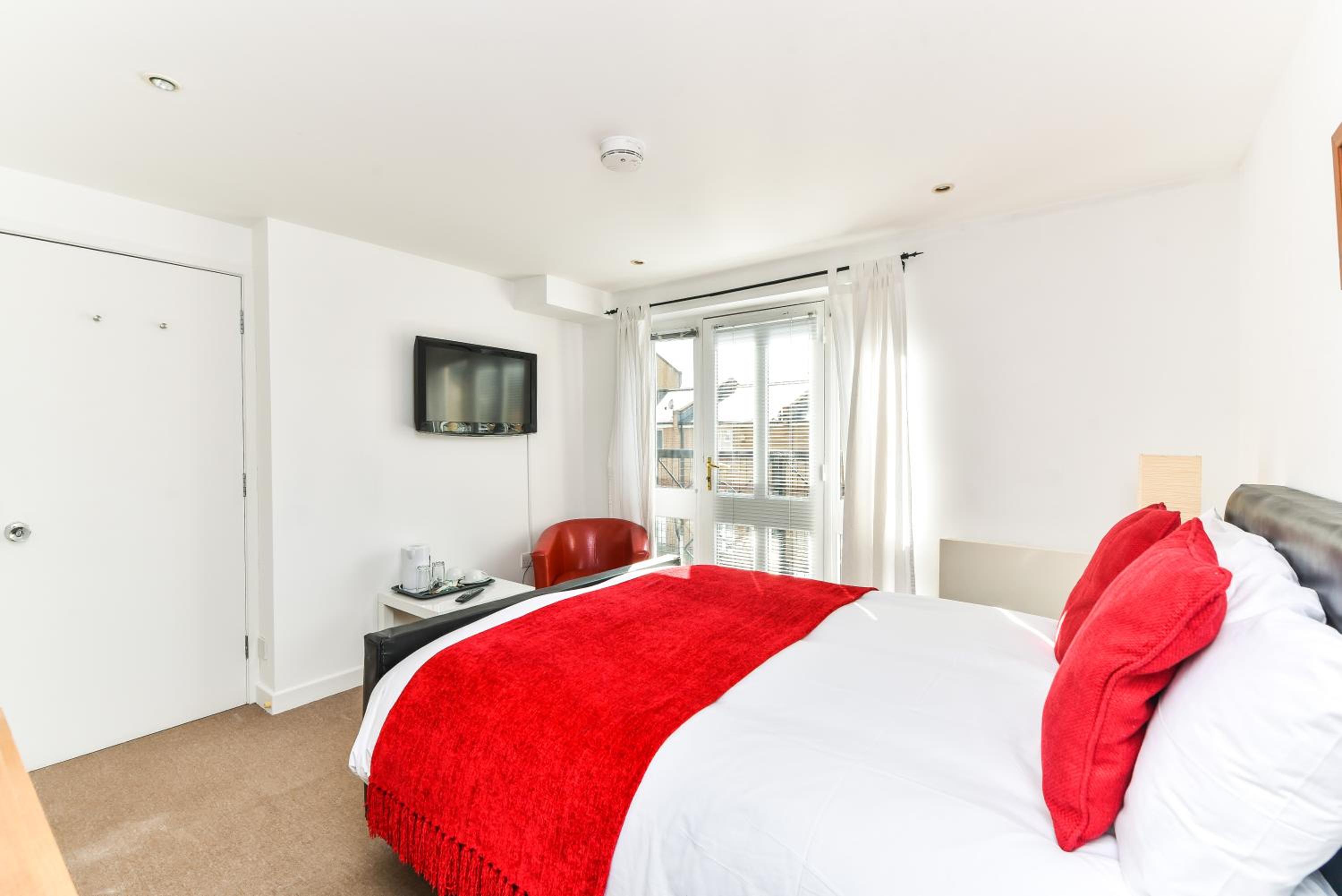 Surrey Quays House