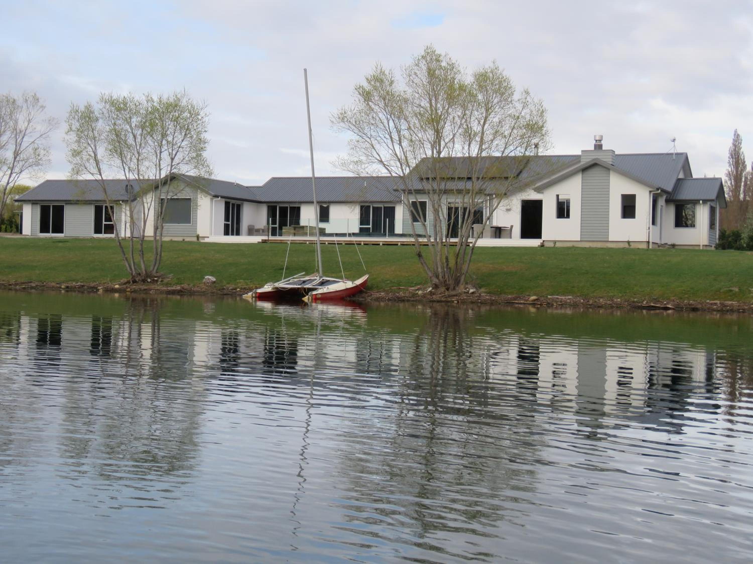 Hotel Cromwell Escape