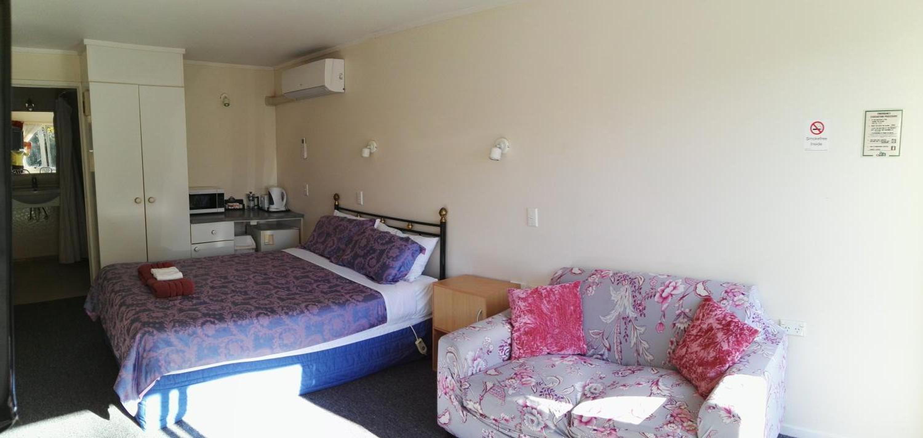 Cambrian Lodge Motel