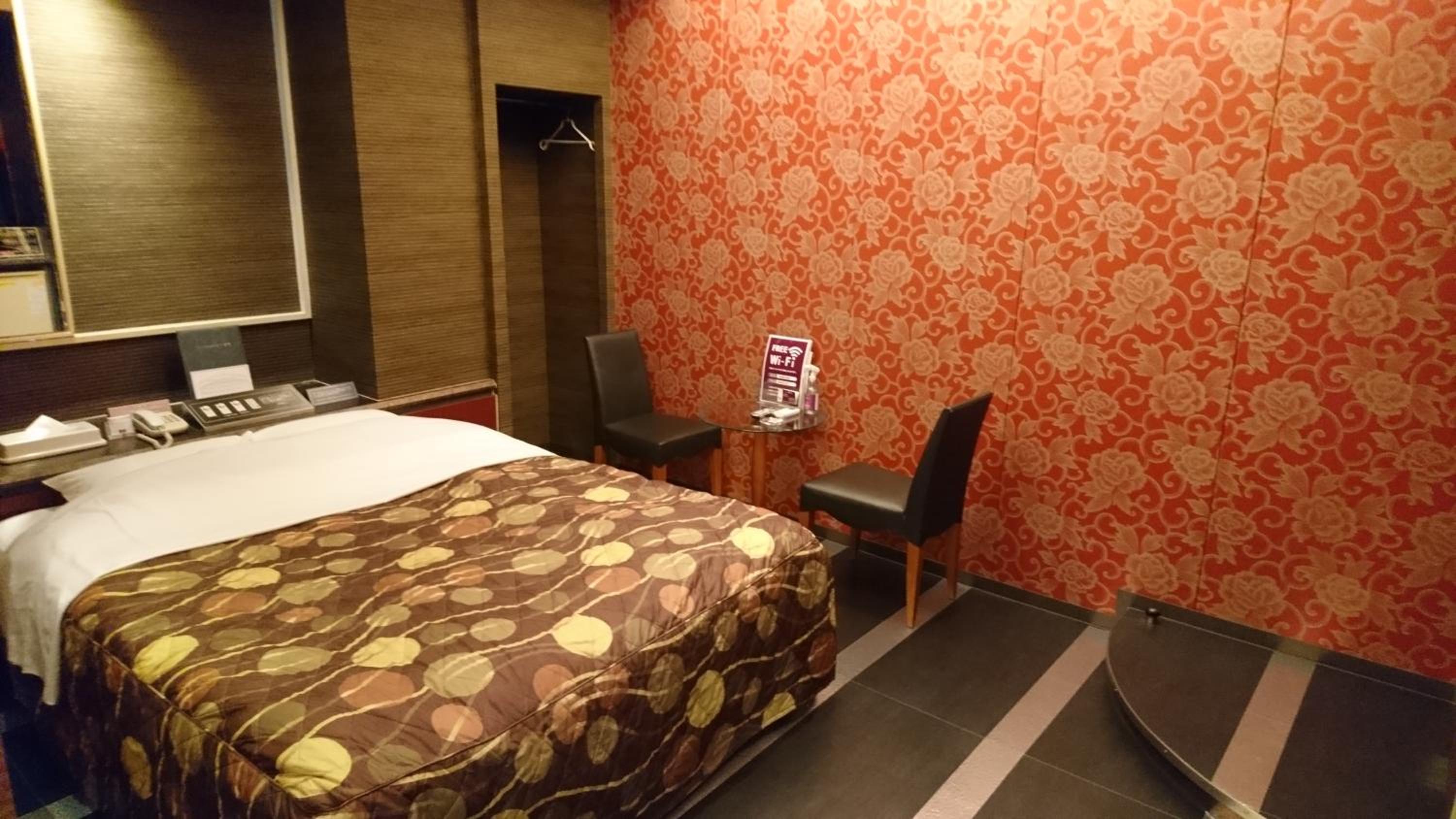 Hotel Eris Hakata (Love Hotel)