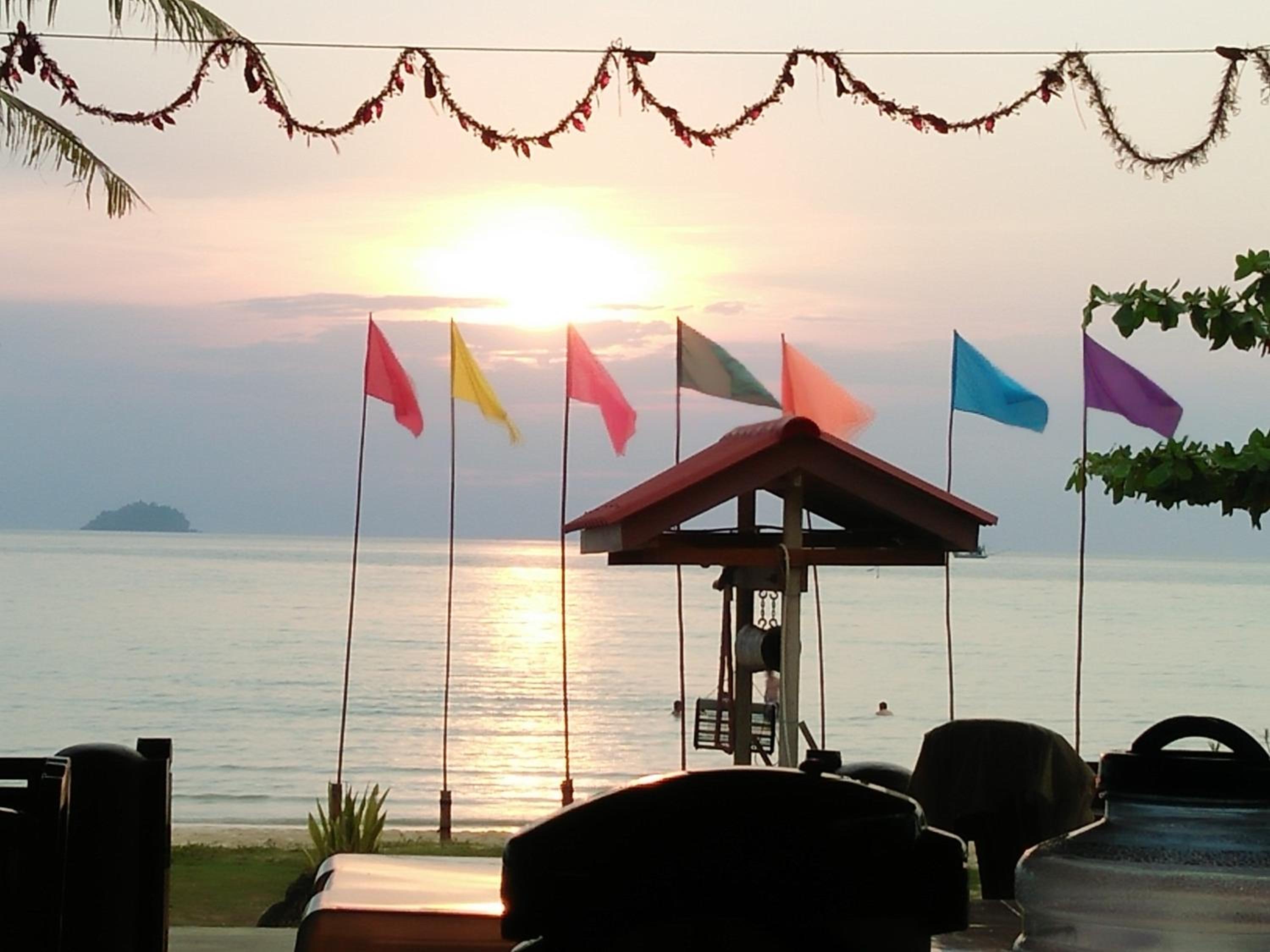 Happy Days Resort