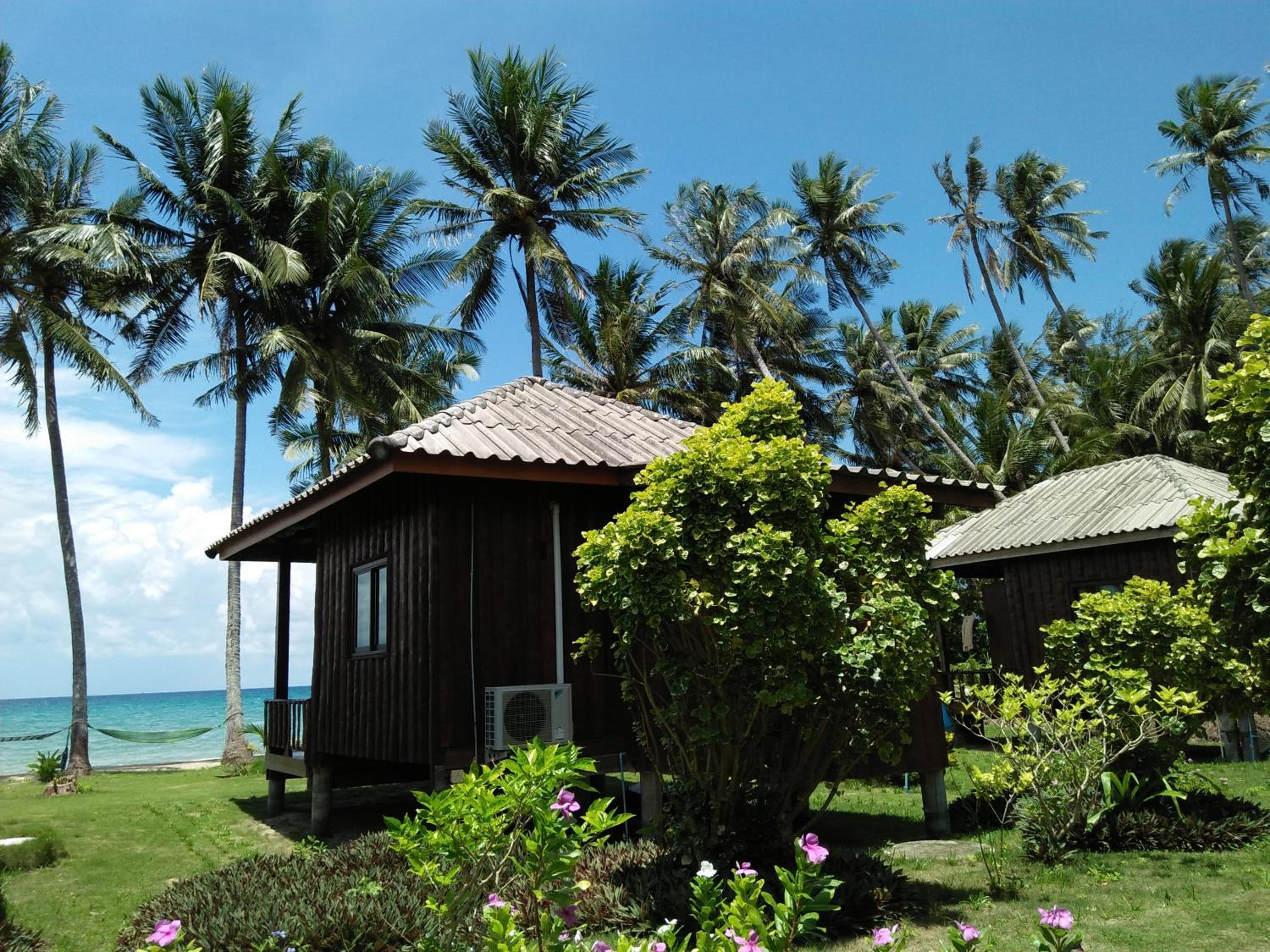 Happy Days Resort