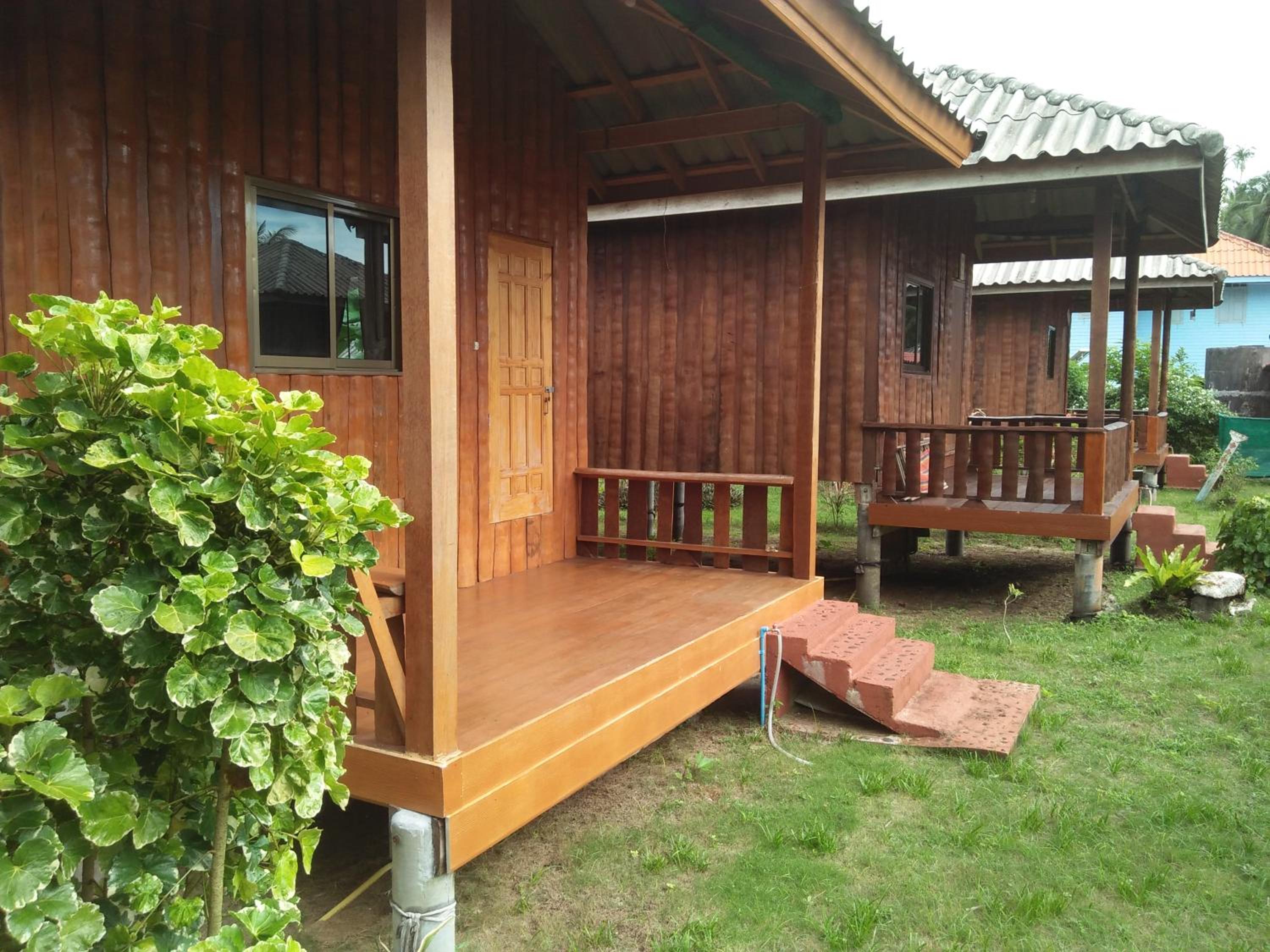 Happy Days Resort