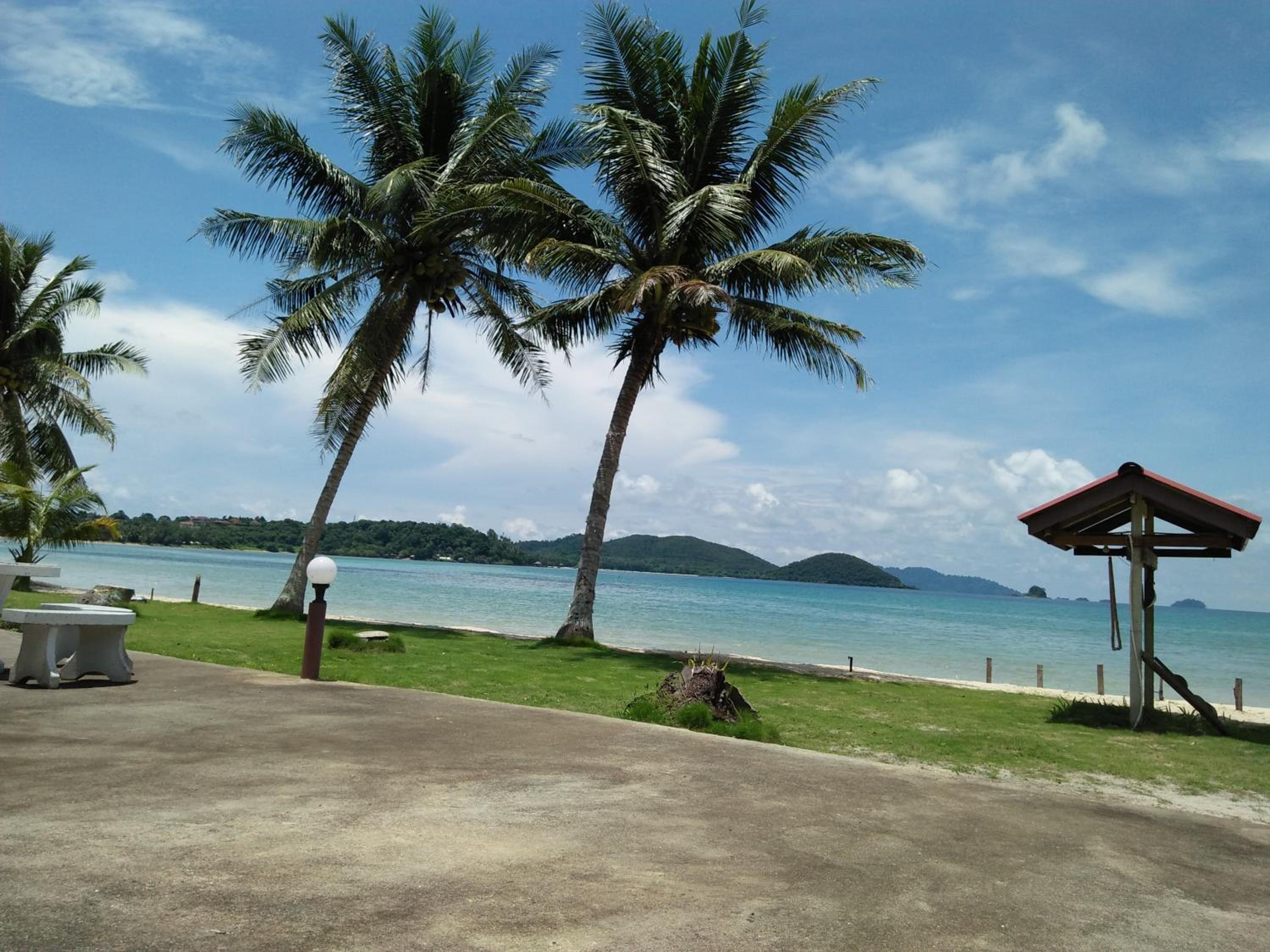Happy Days Resort