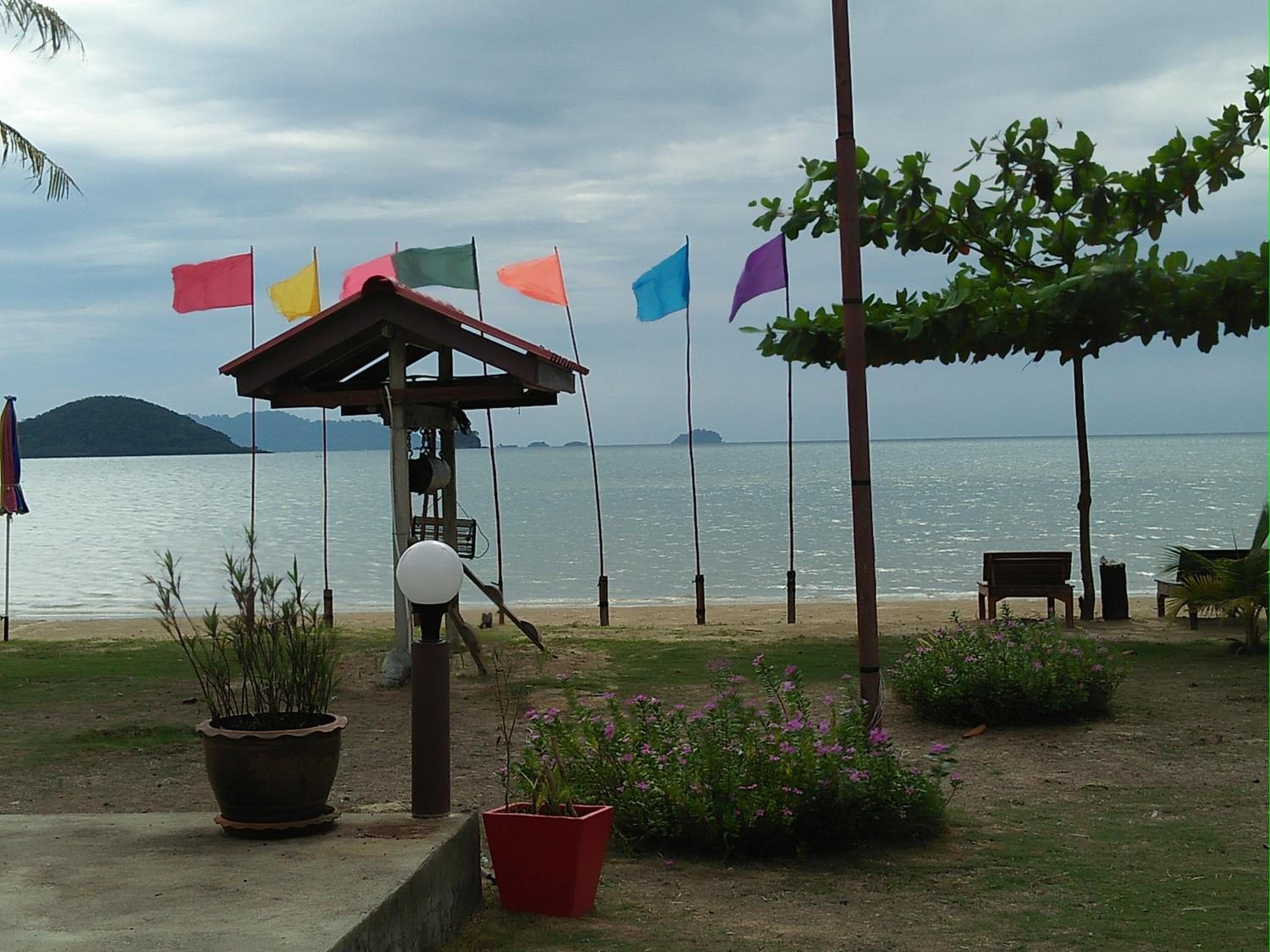 Happy Days Resort
