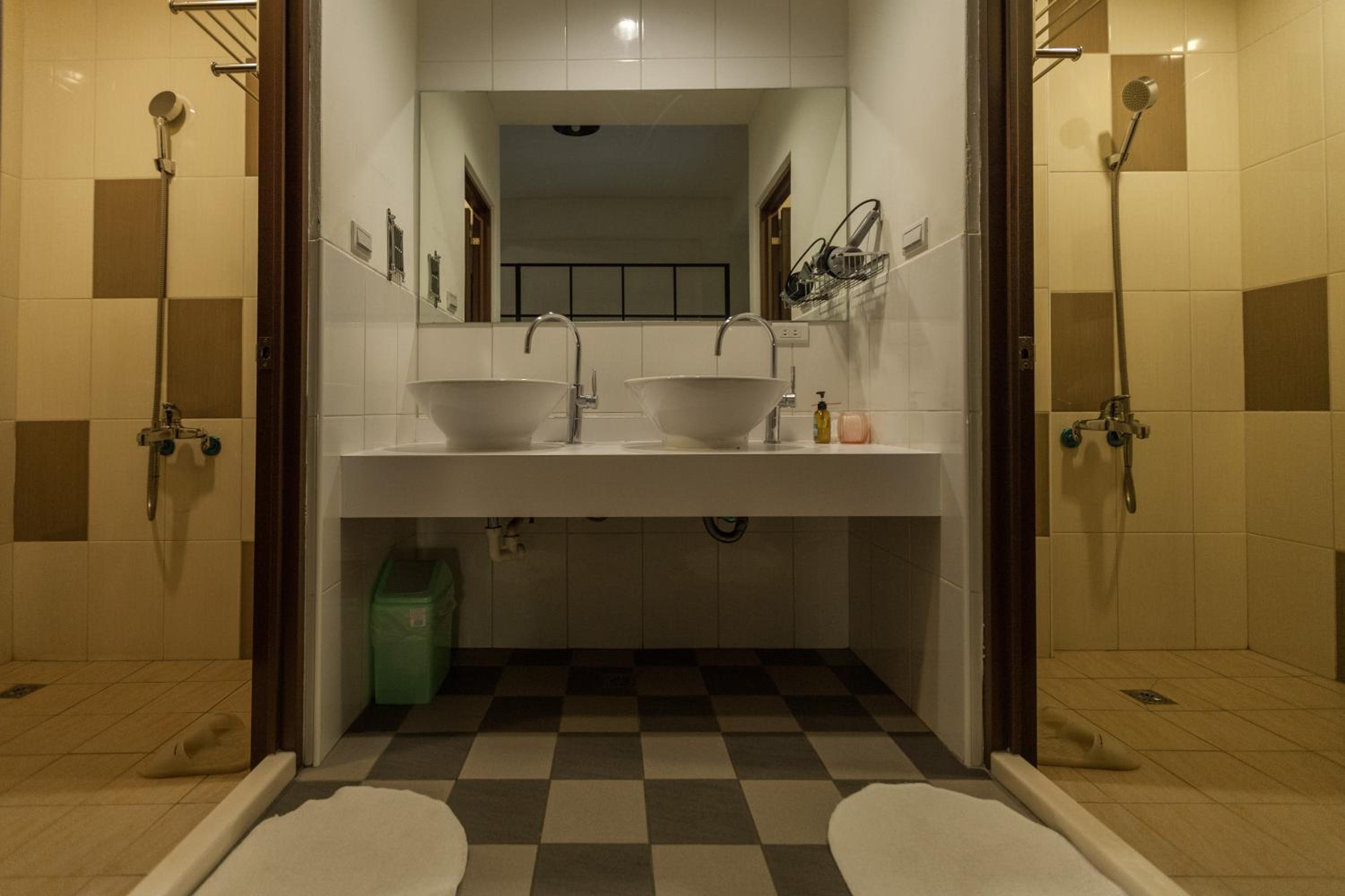 Sleeping Boot Hostel