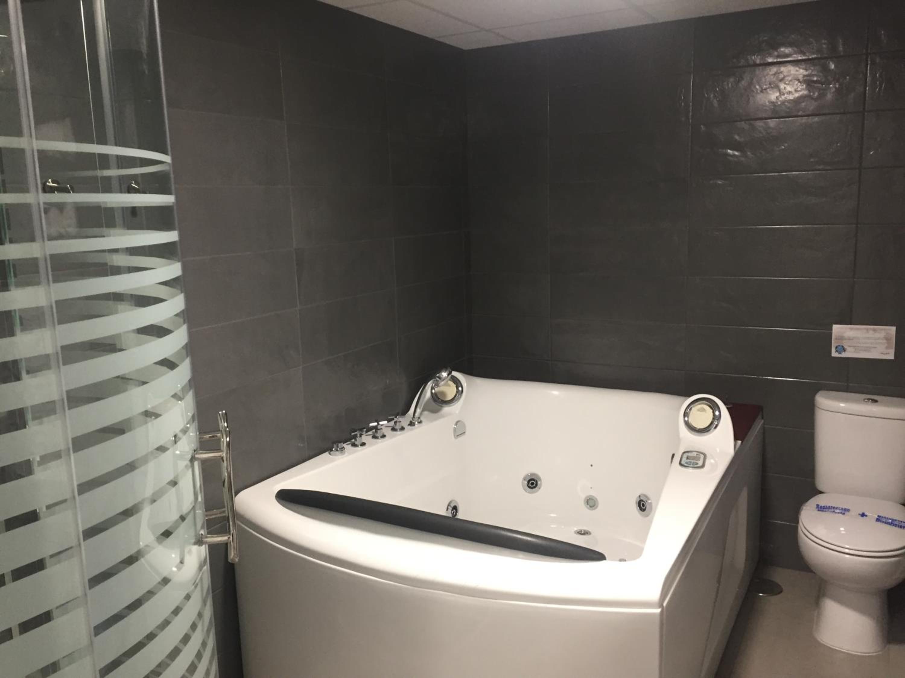 Deluxe Hostels & Suites Merida