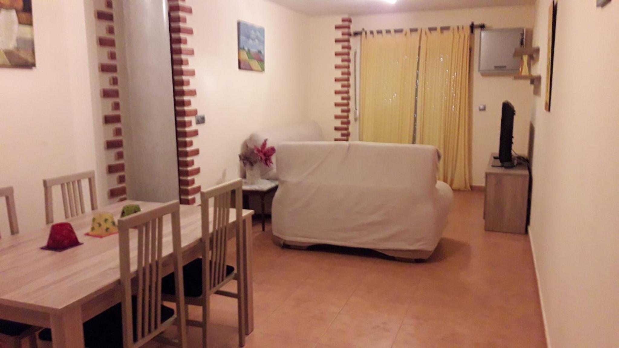 Apartamento con Piscina view 2