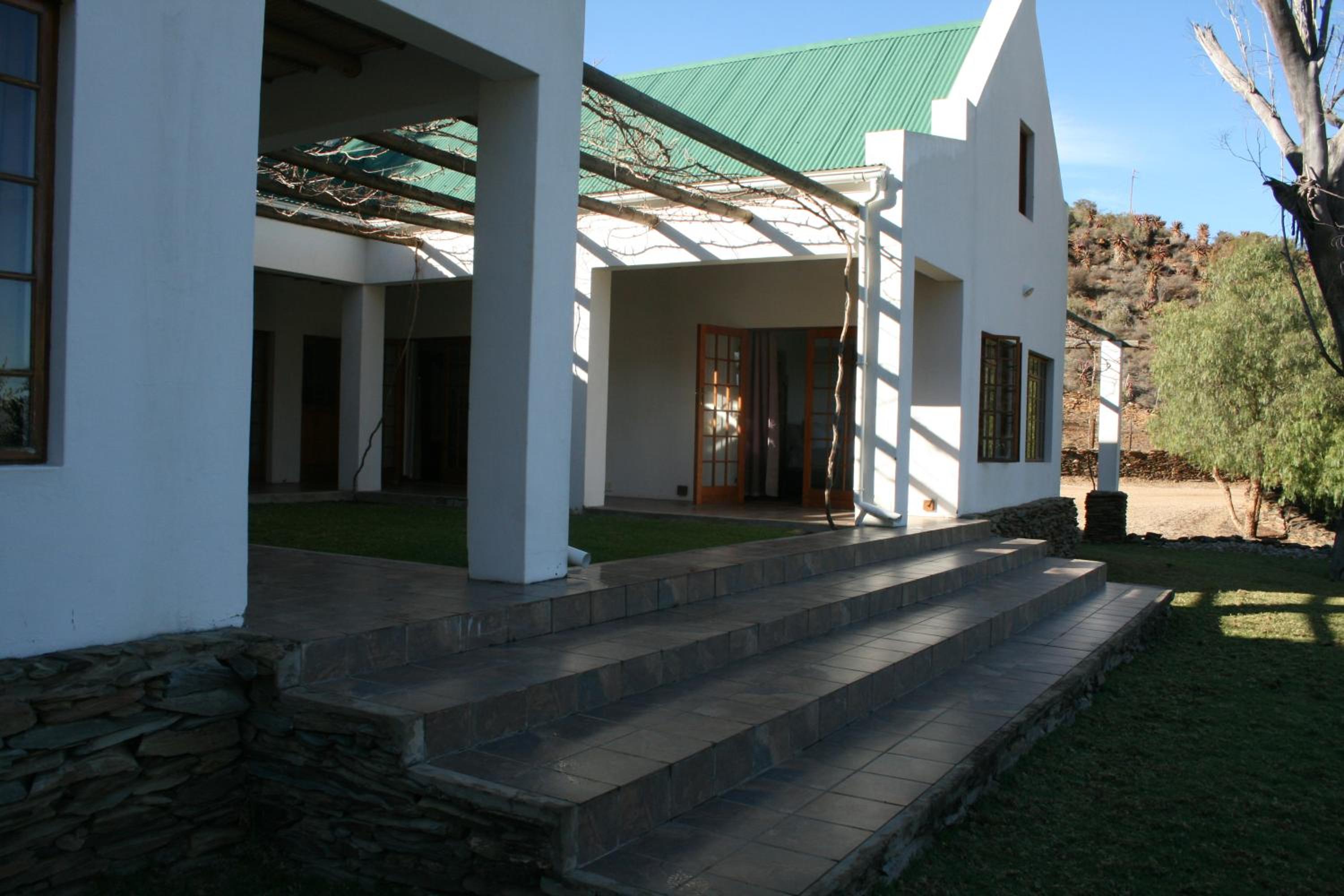 Matjiesvlei Retreat Swartskaap/Blacksheep view 2