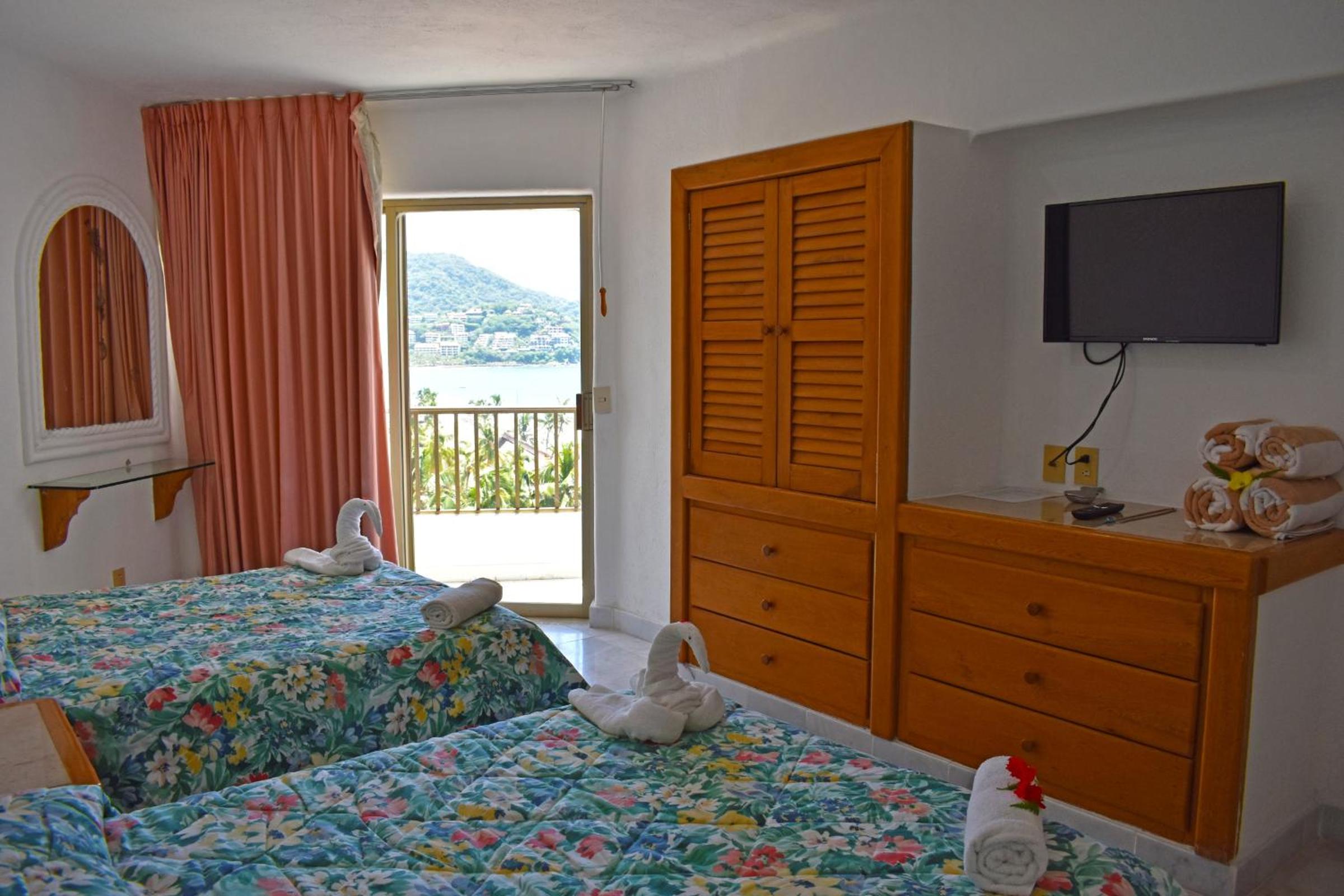 Aca Suites Ixtapa