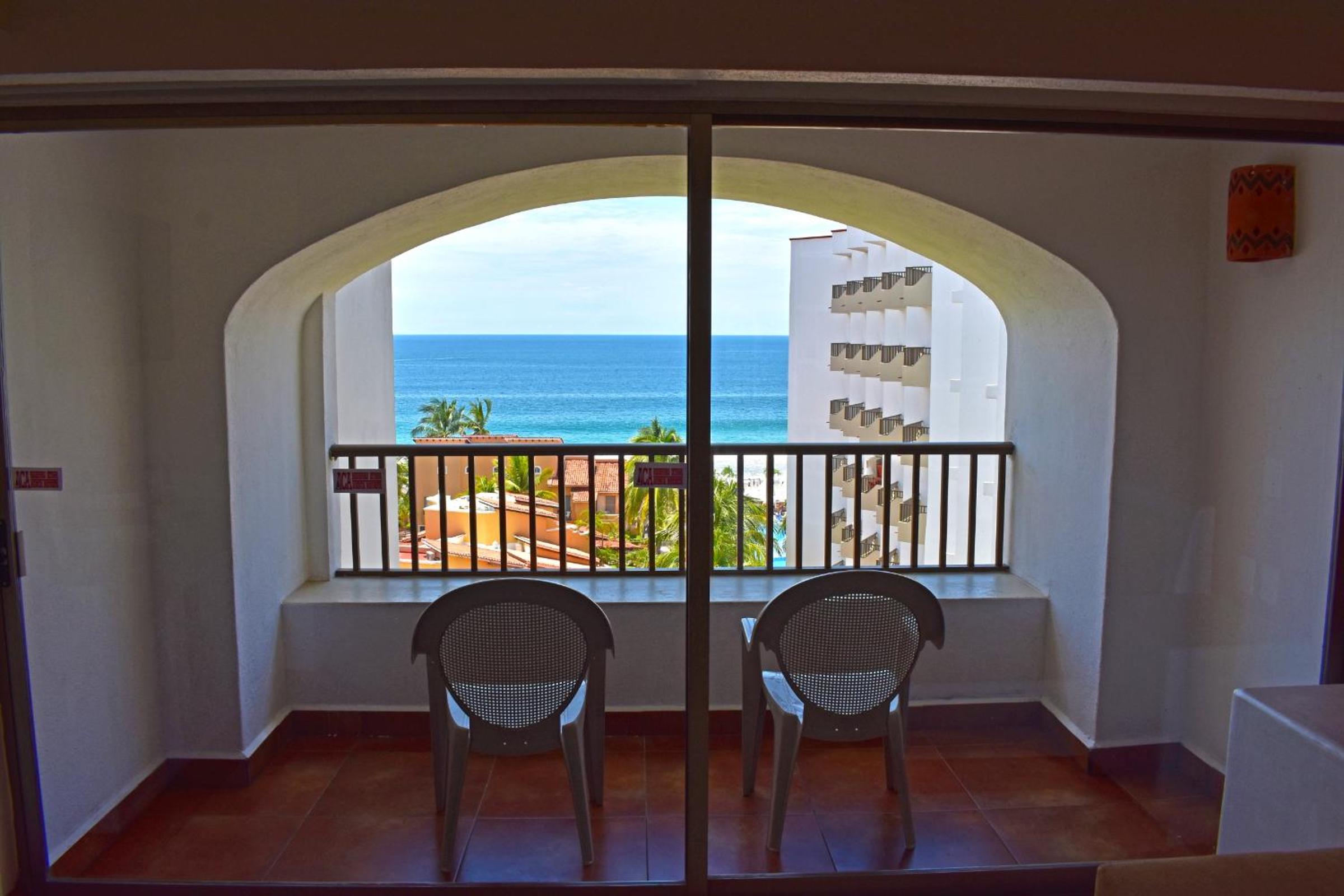 Aca Suites Ixtapa