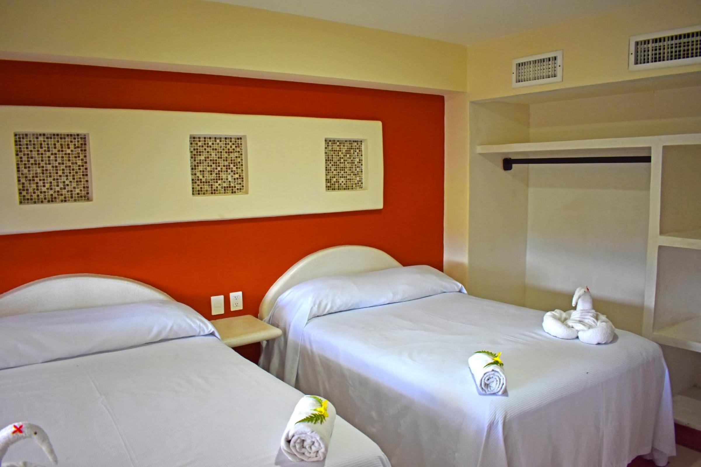 Aca Suites Ixtapa