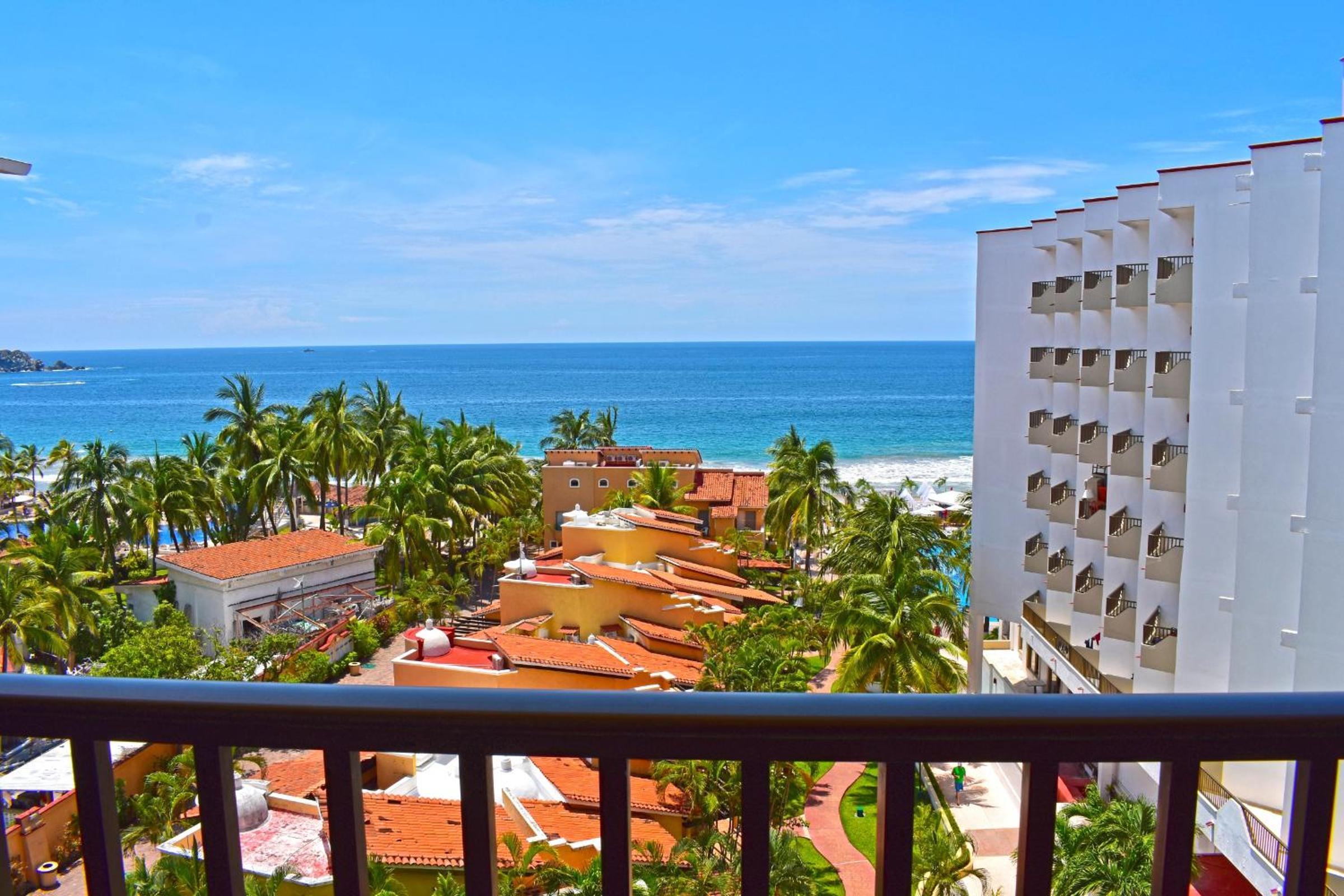 Aca Suites Ixtapa