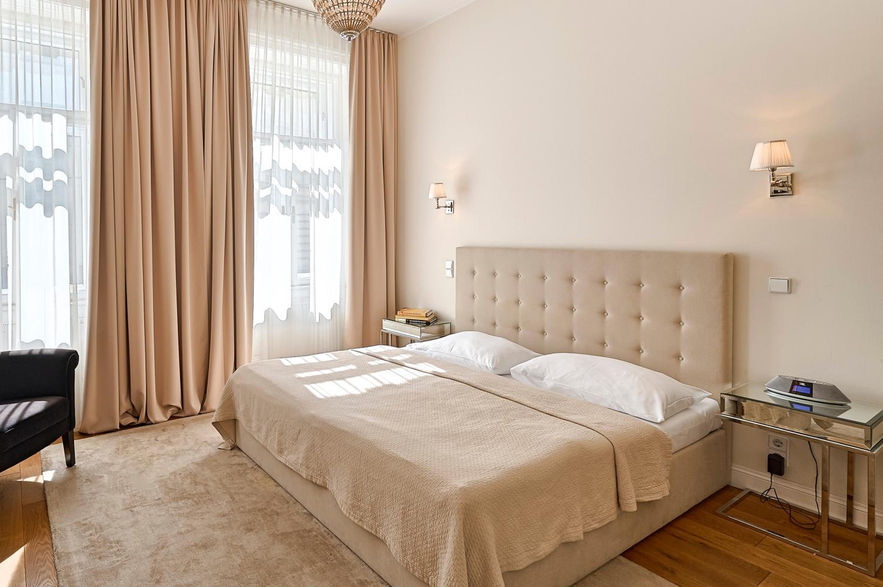 6 rooms Naschmarkt
