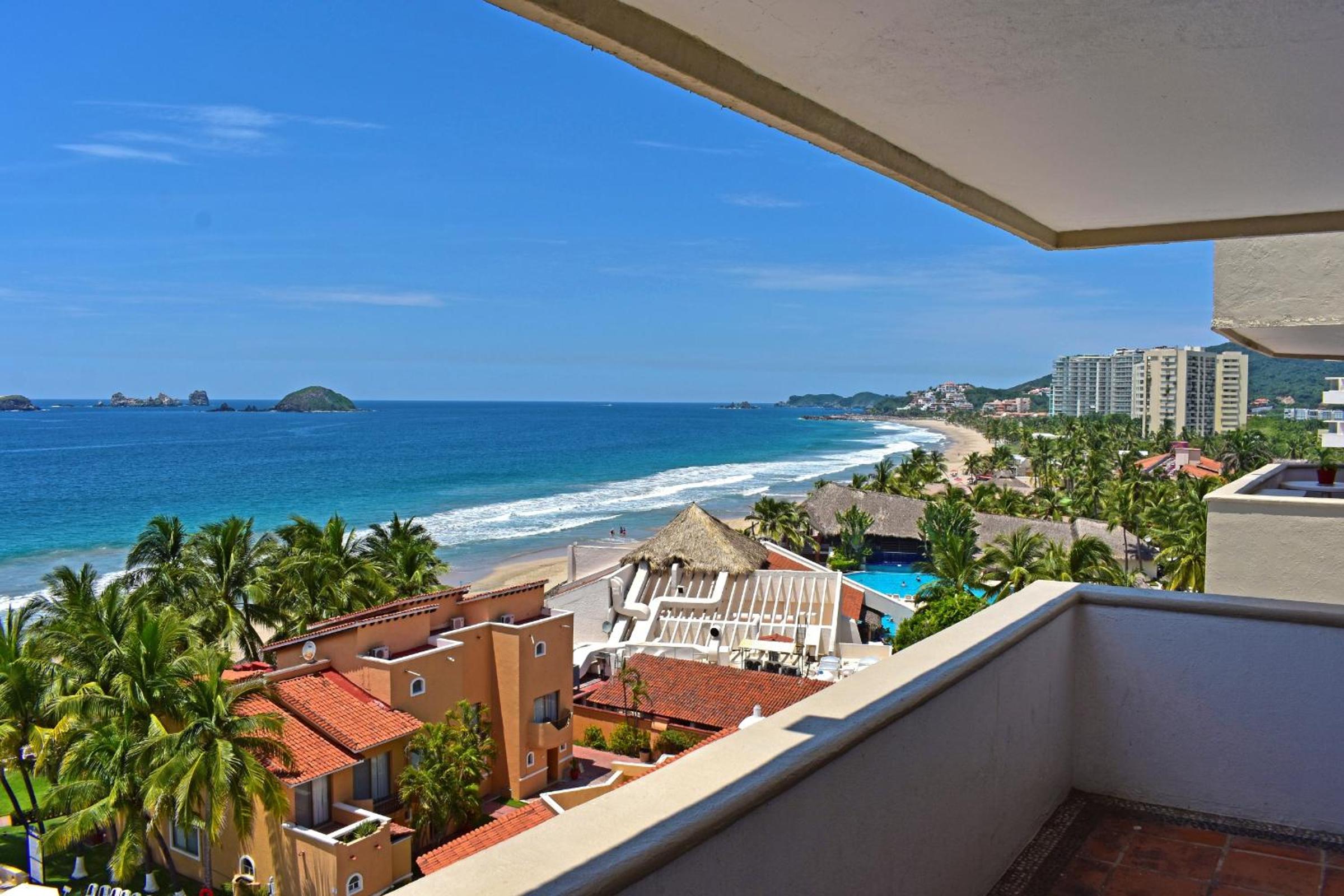 Aca Suites Ixtapa