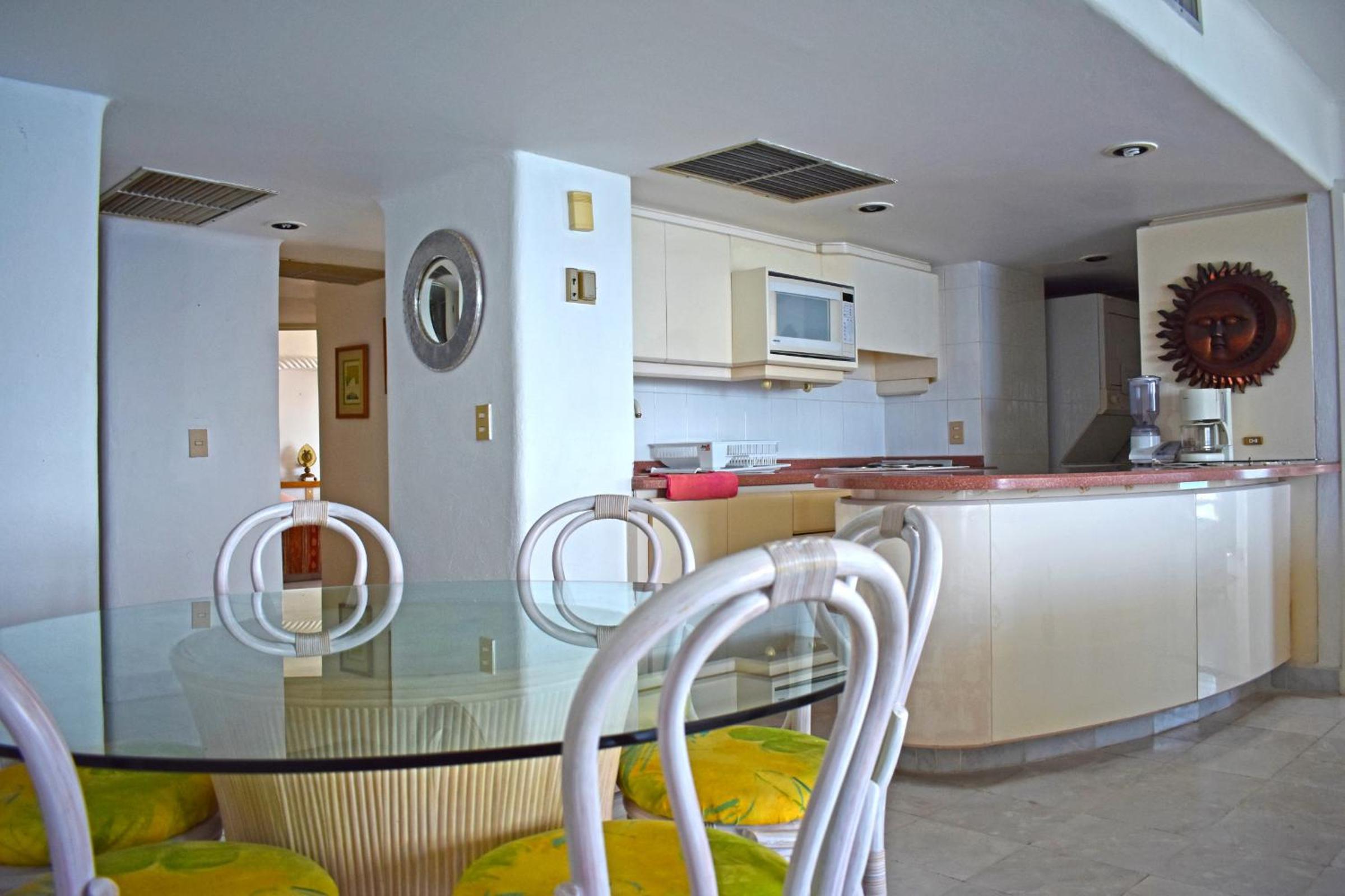 Aca Suites Ixtapa