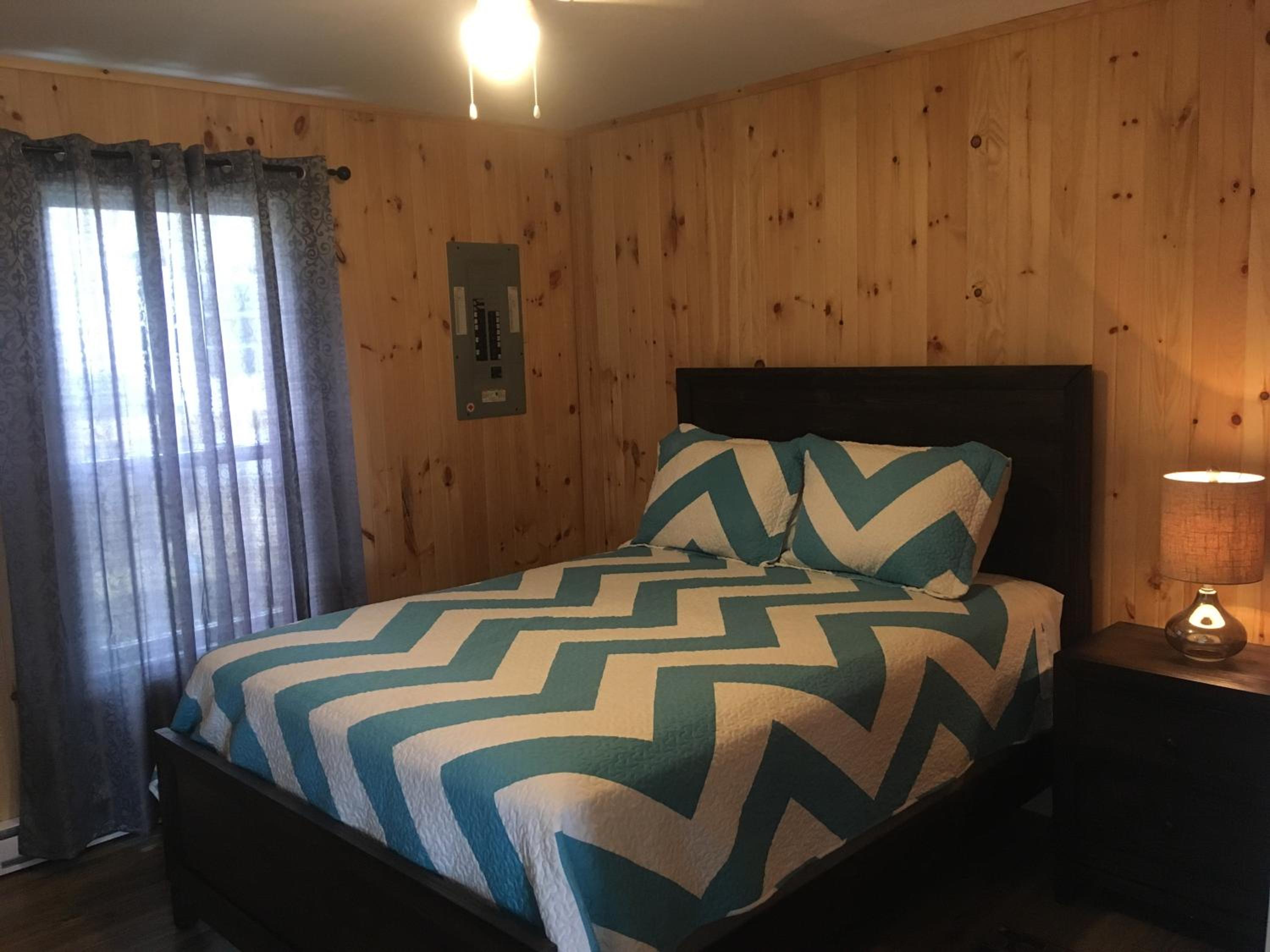 Baywatch Lighthouse Cottages & Motel