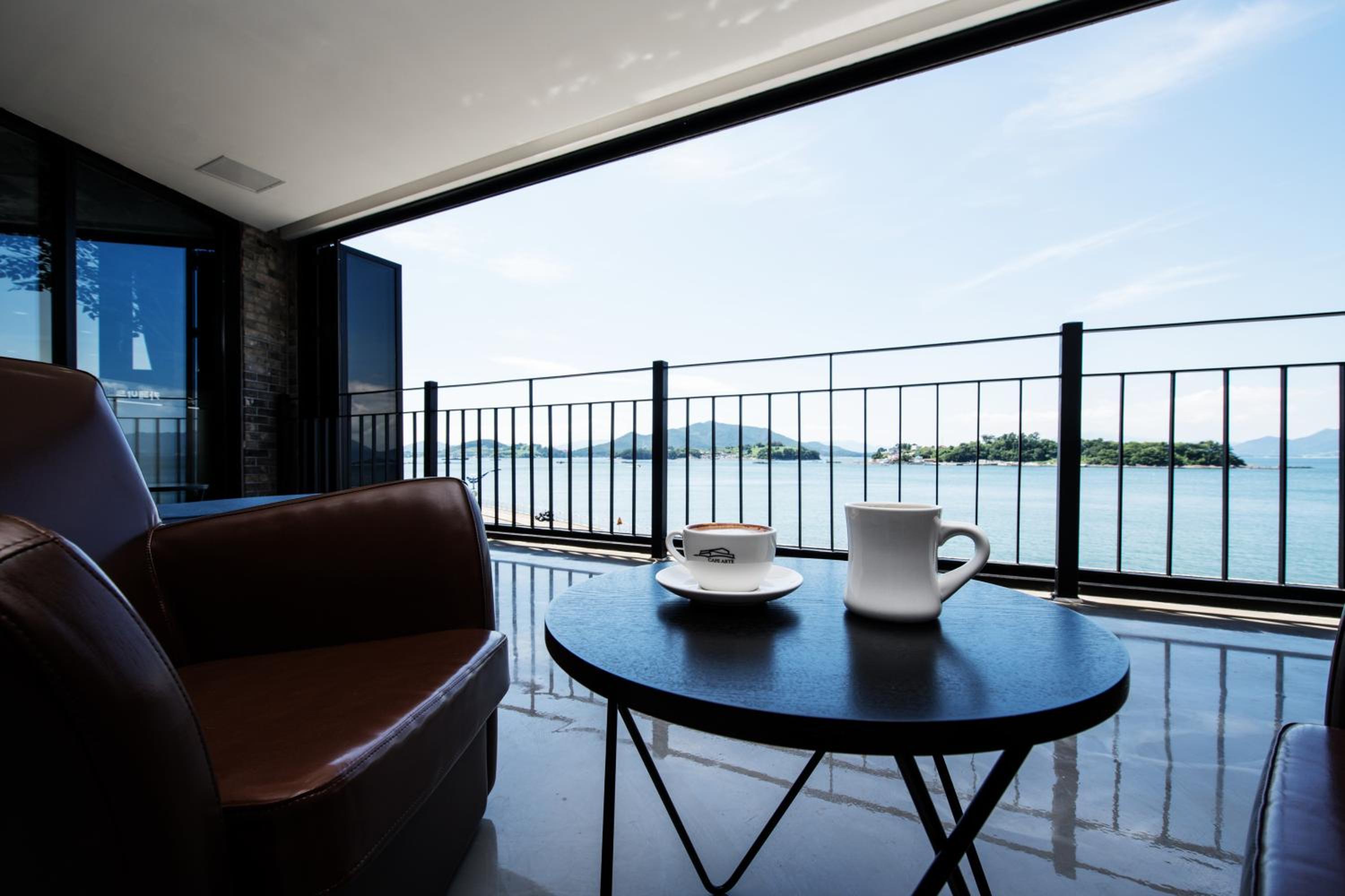Arte Resort Spa & Pool Villa