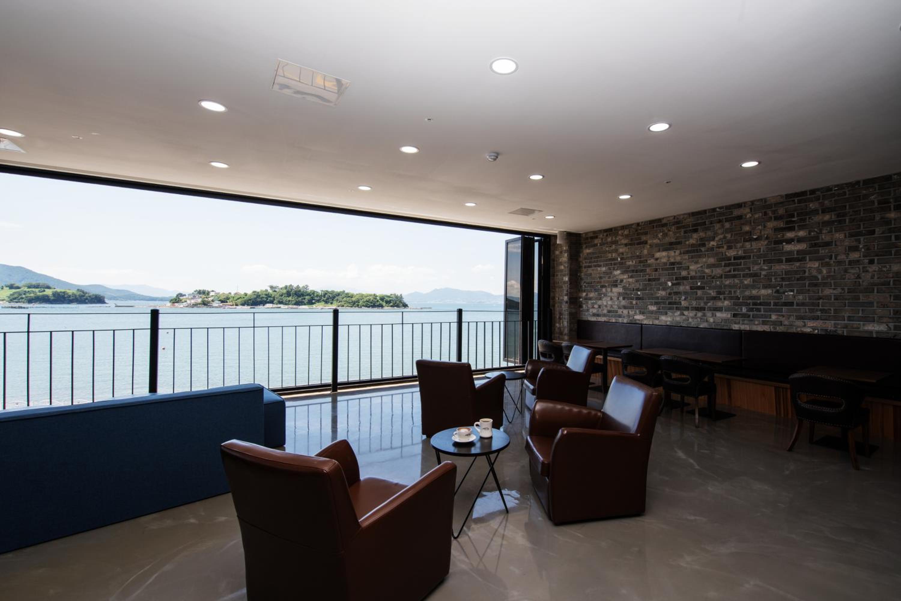 Arte Resort Spa & Pool Villa