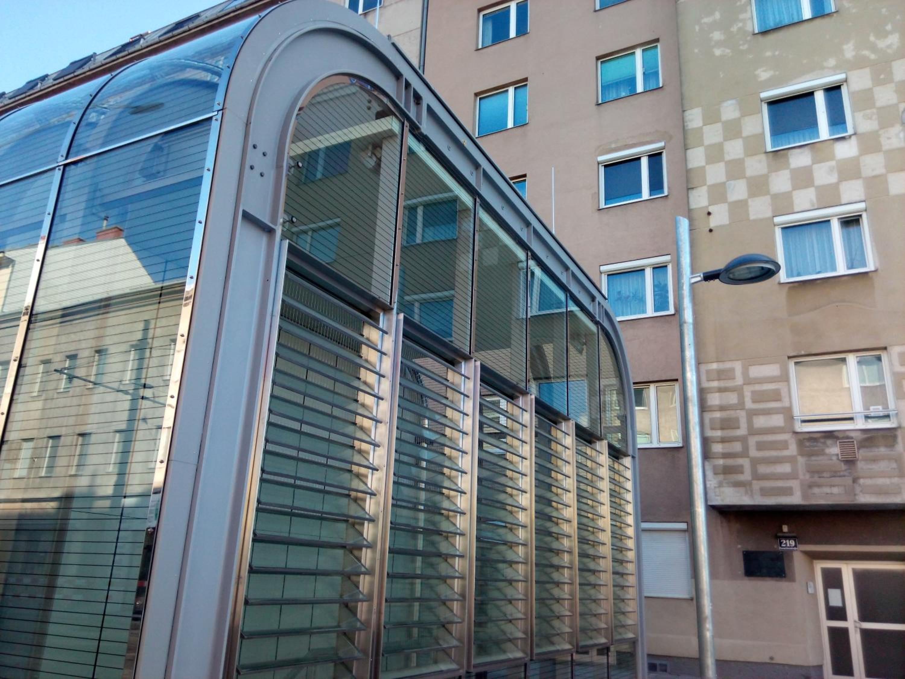 Apartment Paradies - U1 Station altes Landgut