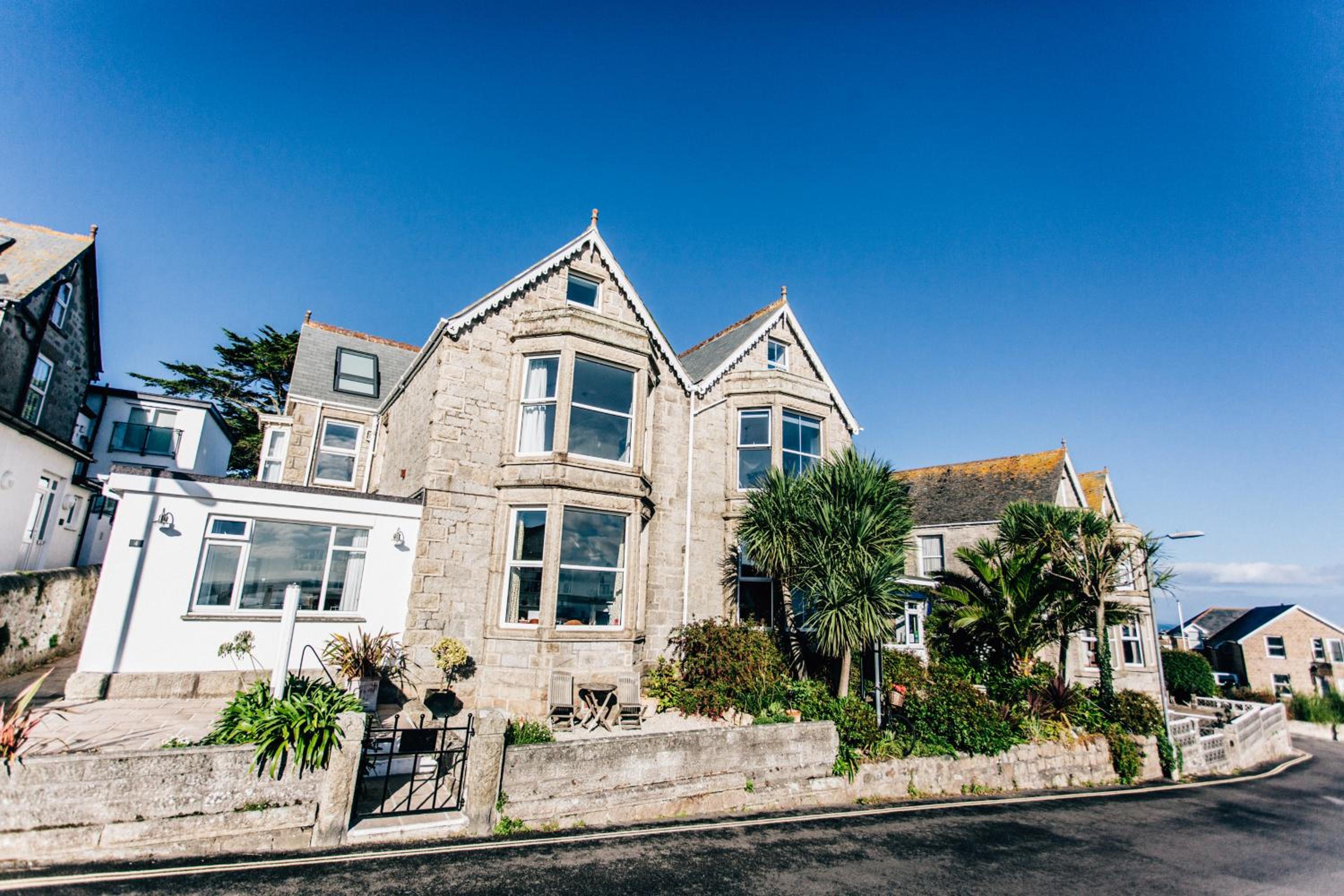 No4 St Ives view 2