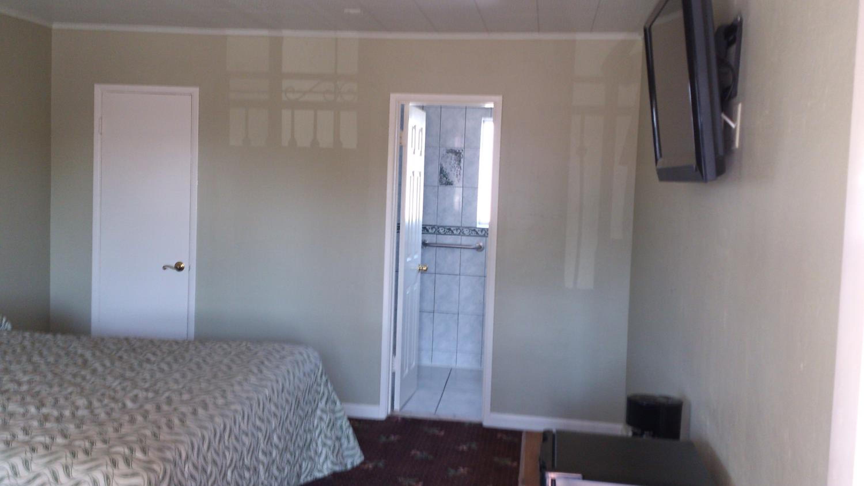 Santa Ana Travel Inn