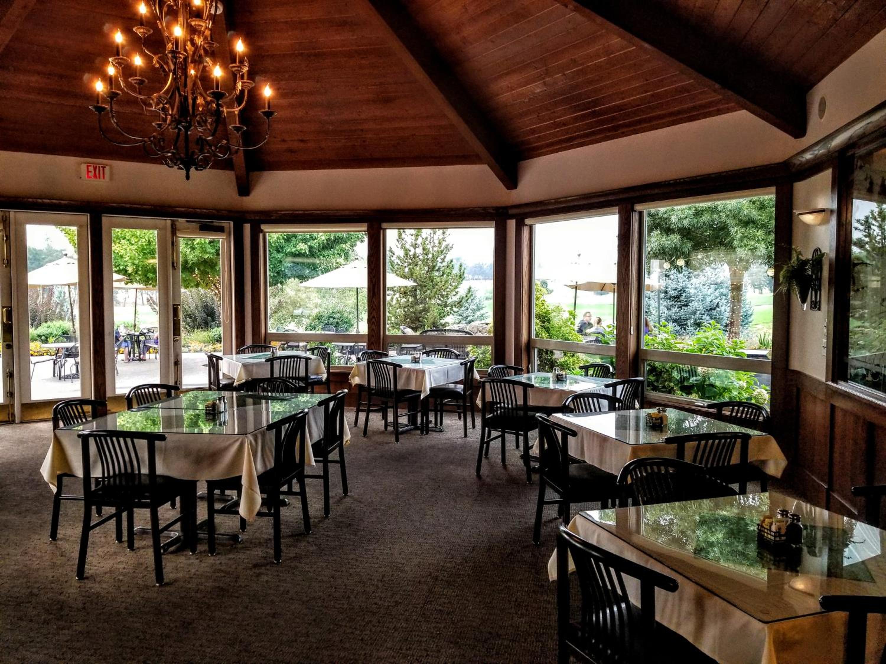 Medford Vacations - Resort at Eagle Point Golf Club Lodging - Property Image 26