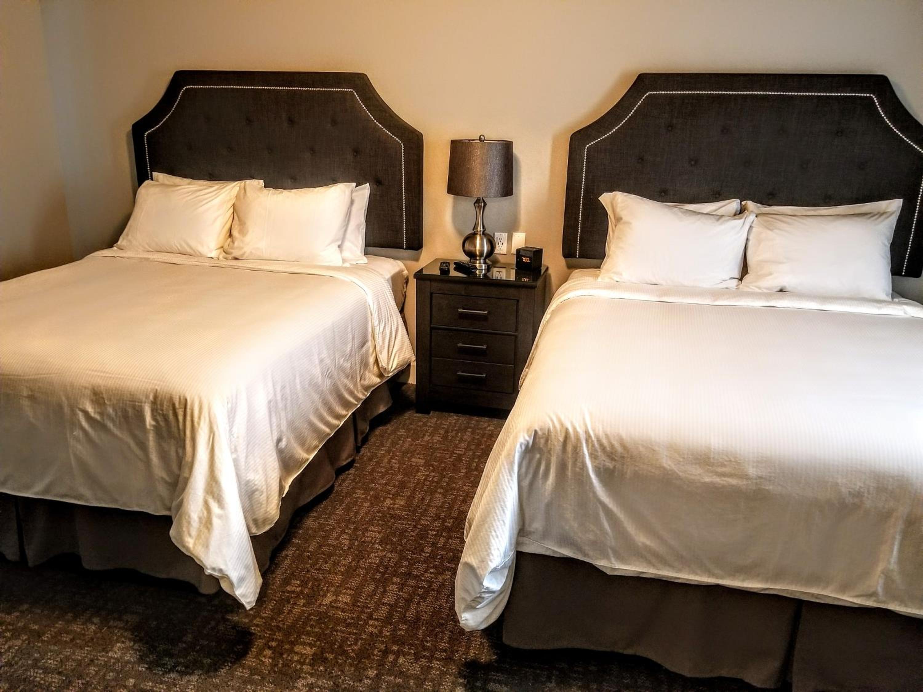 Medford Vacations - Resort at Eagle Point Golf Club Lodging - Property Image 28