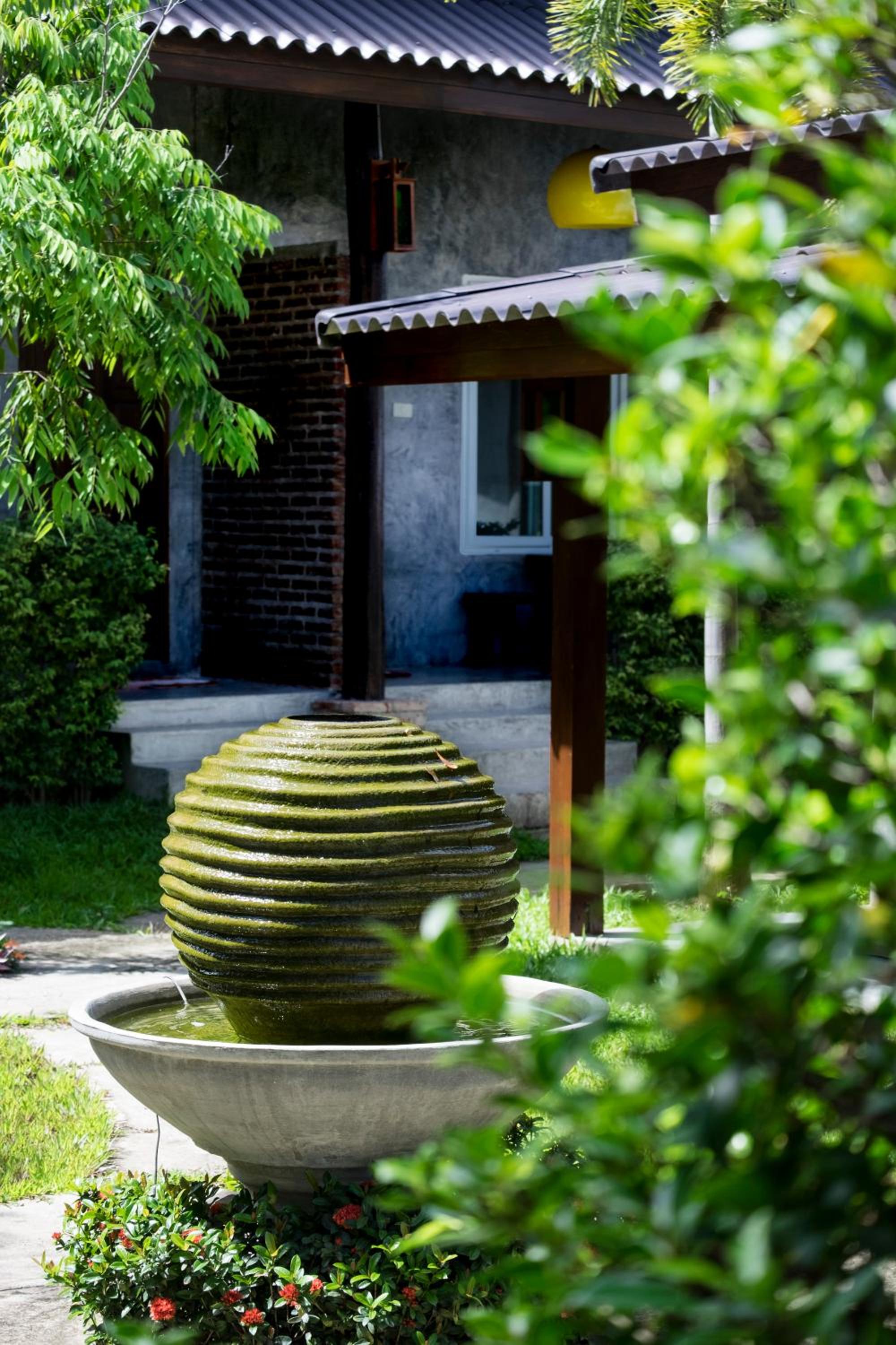 Home Inn Pai Garden