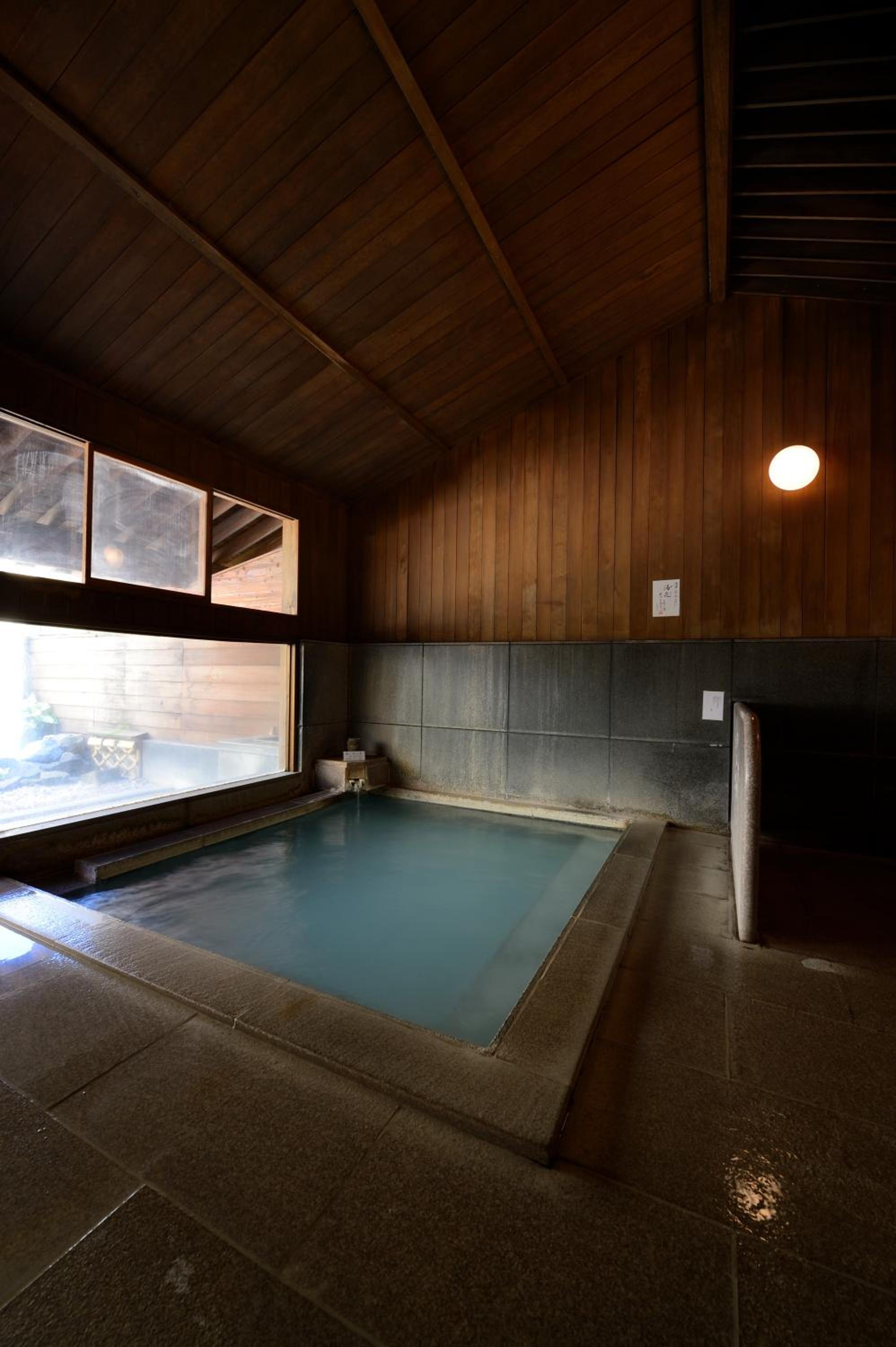 Wakamatsuya