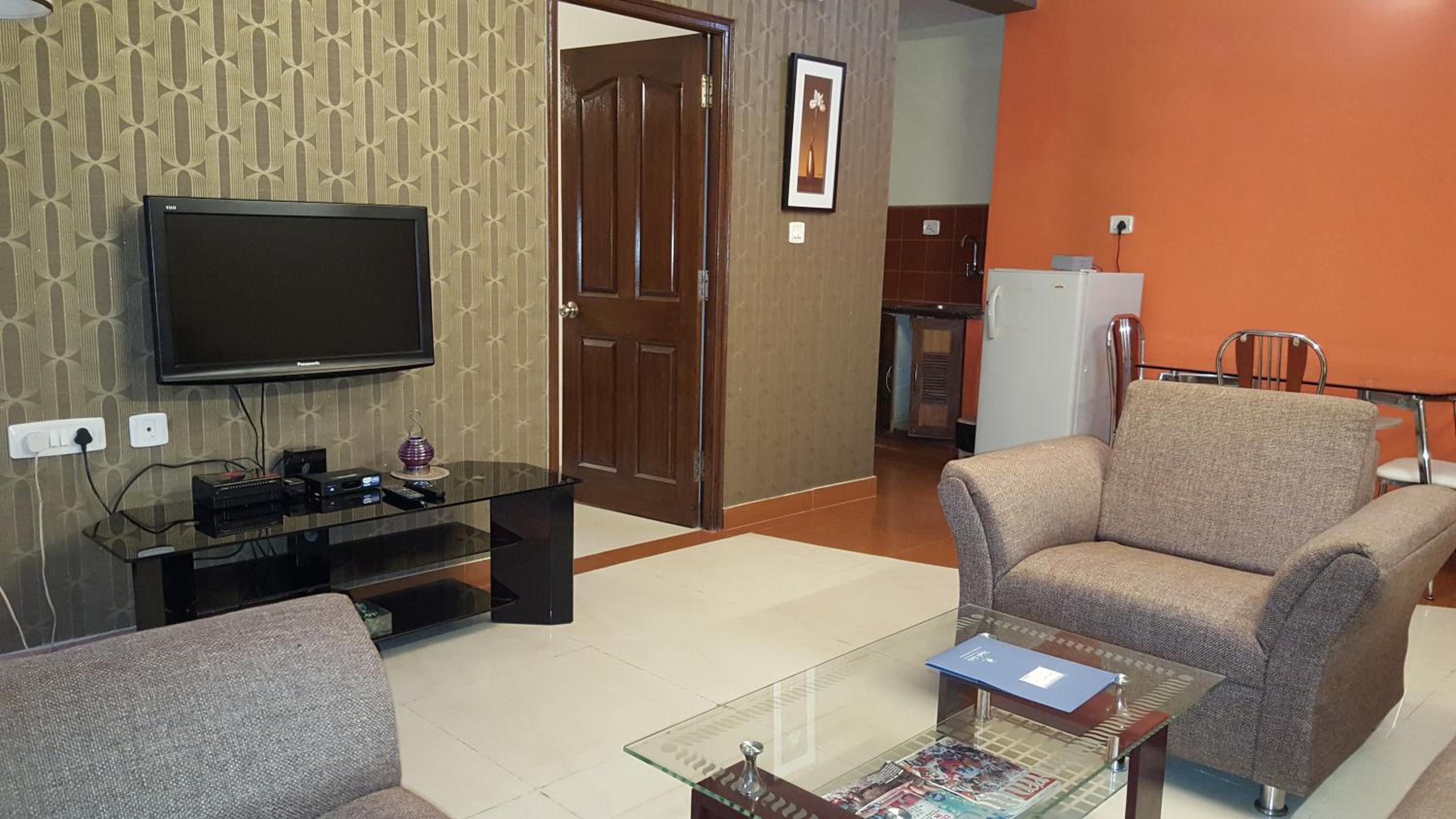 Maple Suites